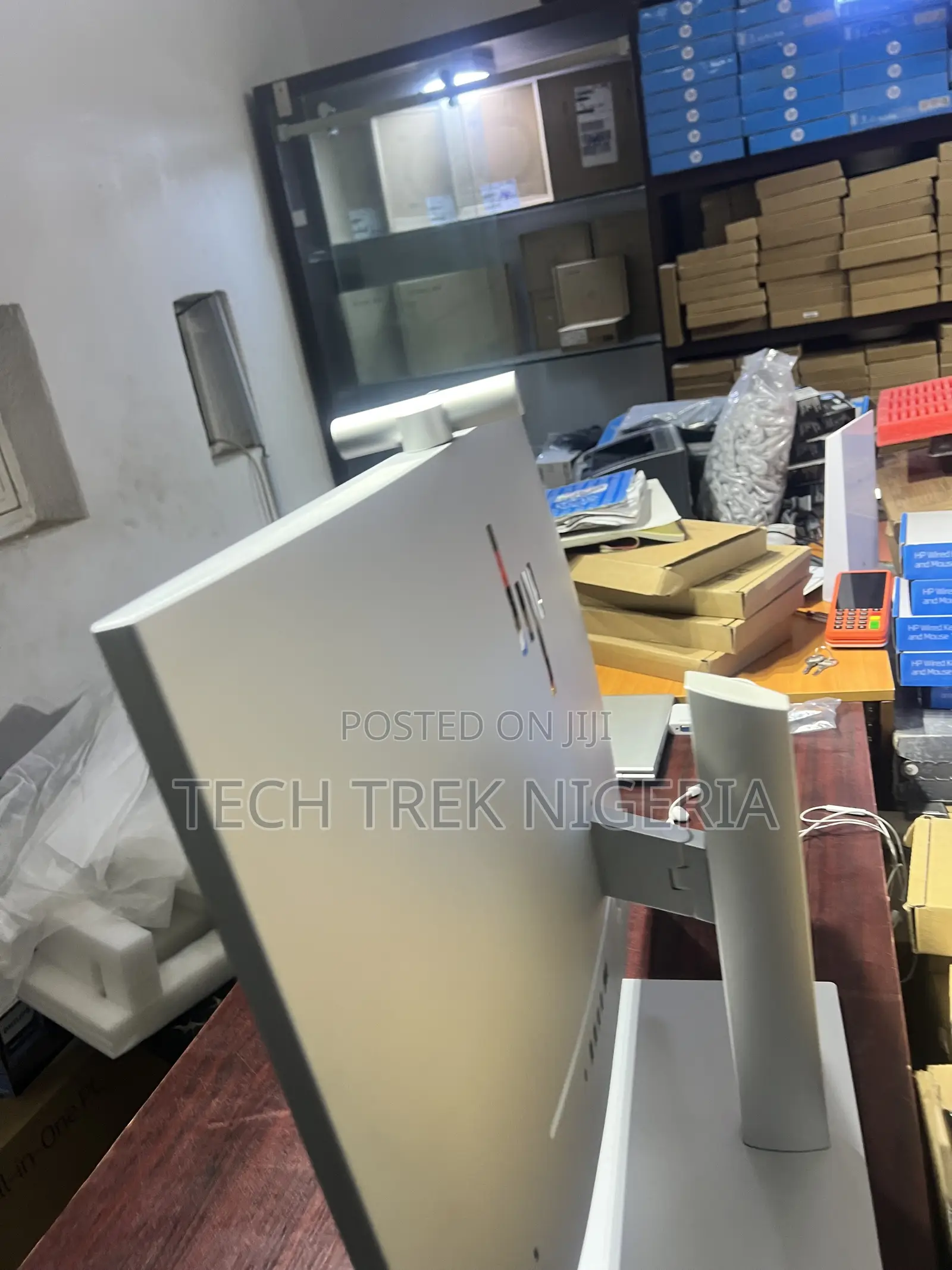 New Desktop Computer HP EliteOne 840 G9 16GB Intel Core i5 SSD 512GB