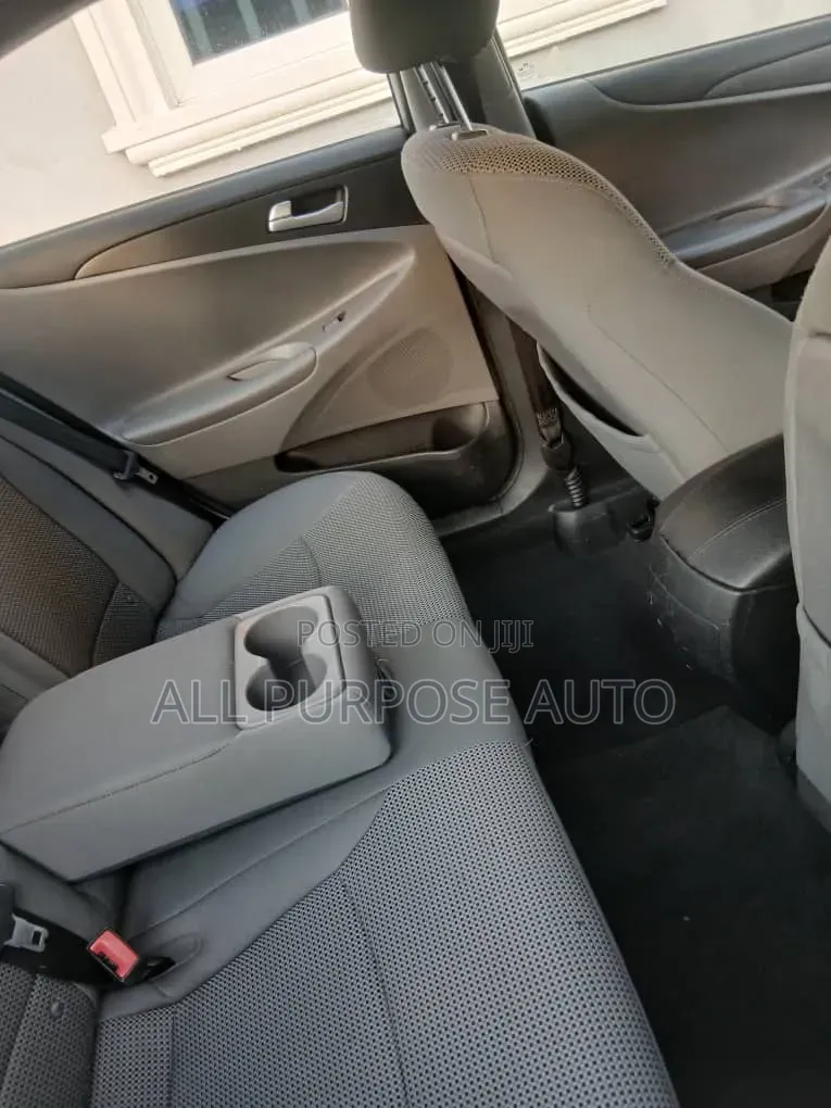 Hyundai Sonata 2013 Silver