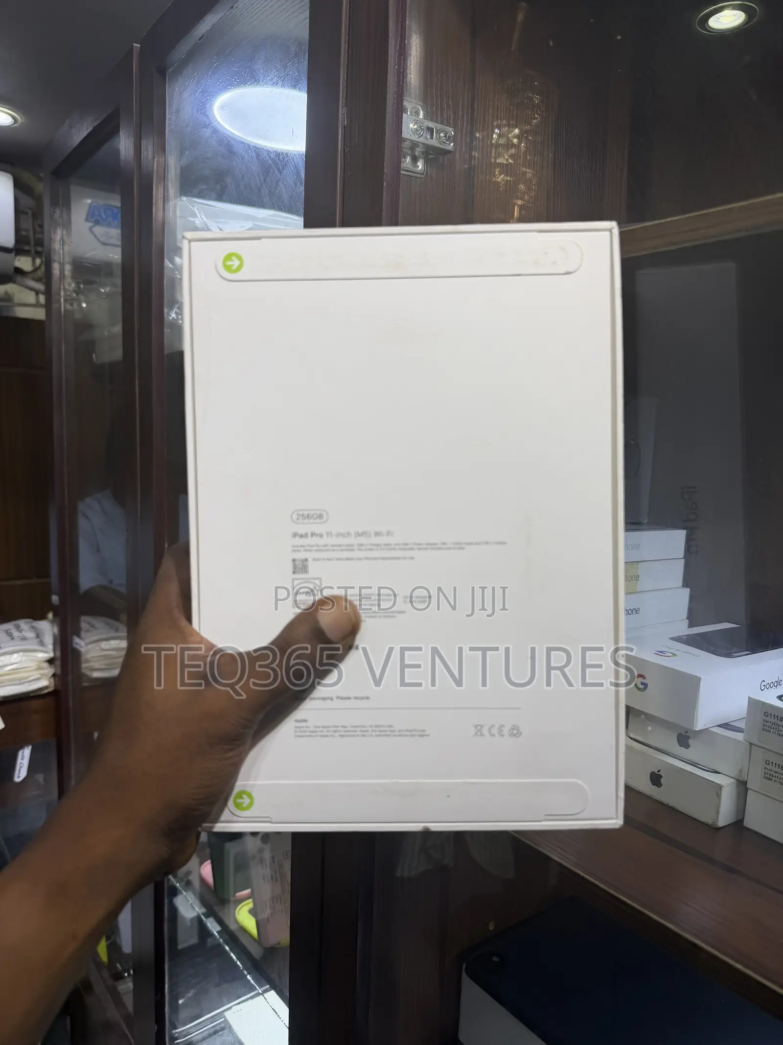 New Apple iPad Pro 11 (2025) 256 GB