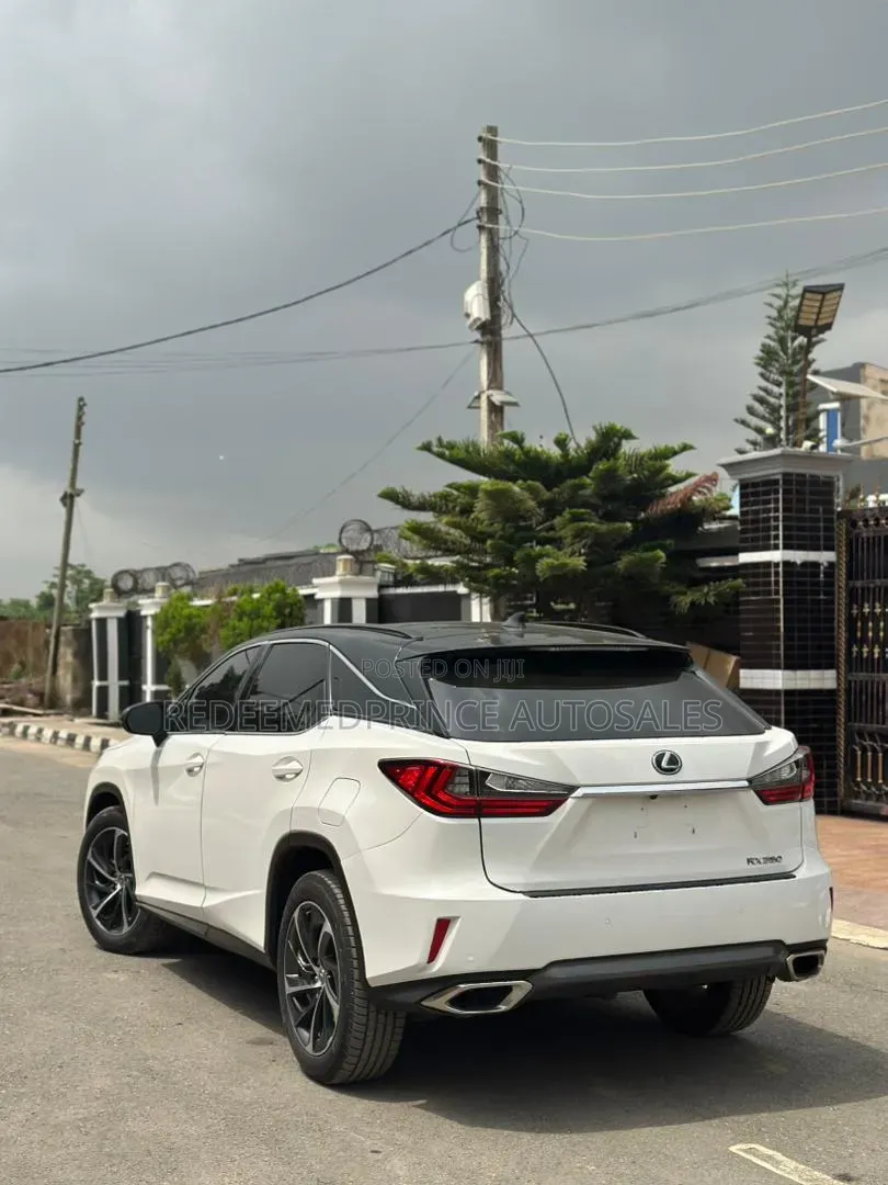 Lexus RX 350 AWD 2017 White