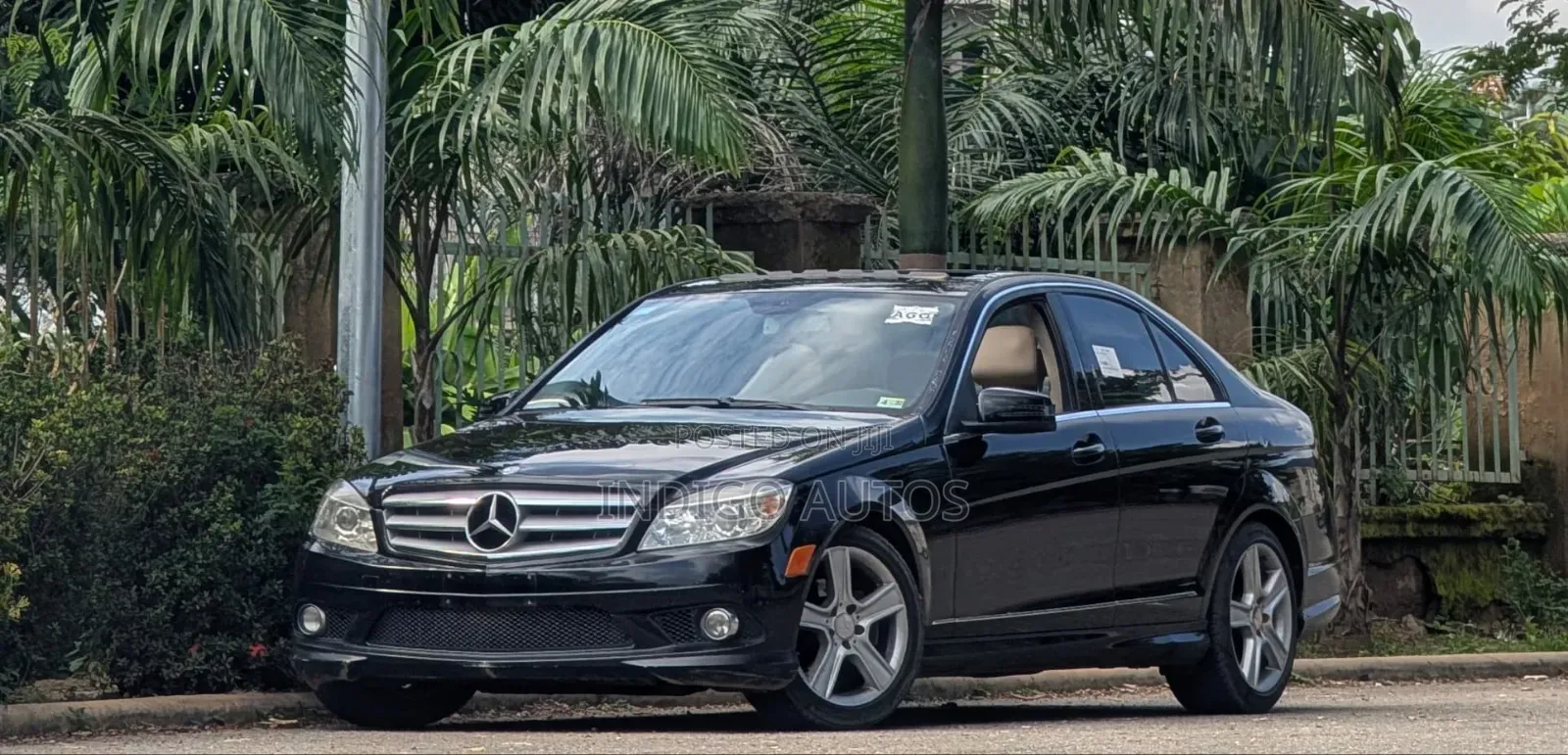 Mercedes-Benz C300 2010 Black