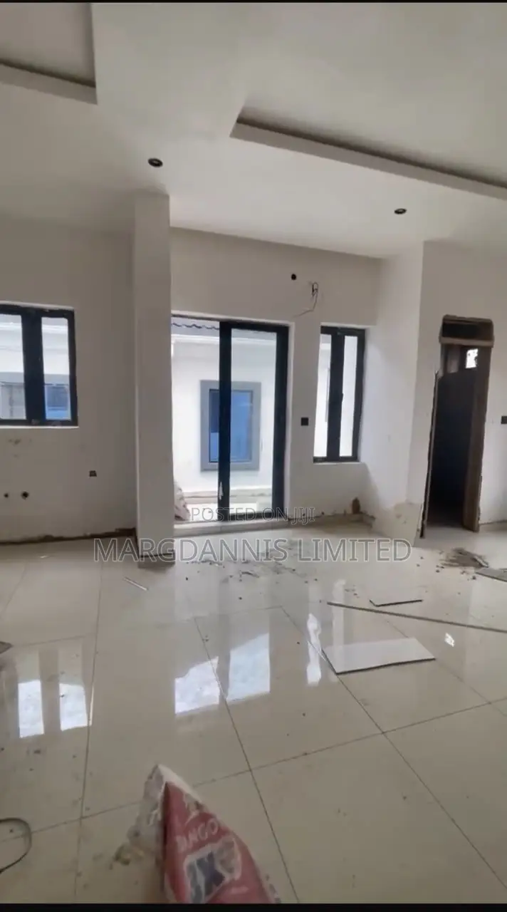 2bdrm Block of Flats in Nitel Estate, Ikorodu Garage for rent