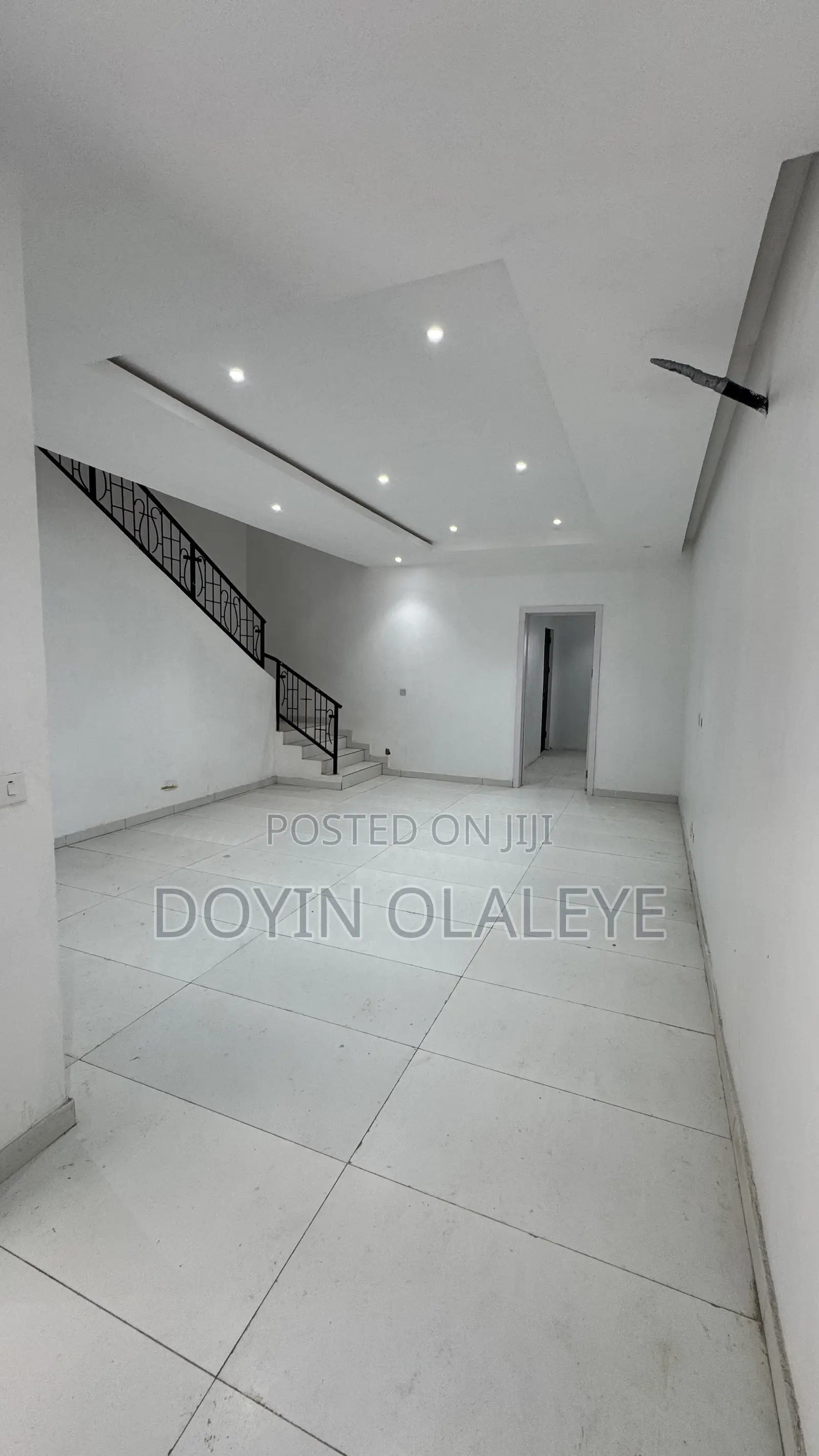 4bdrm Duplex in Lekki Phase 1 for rent