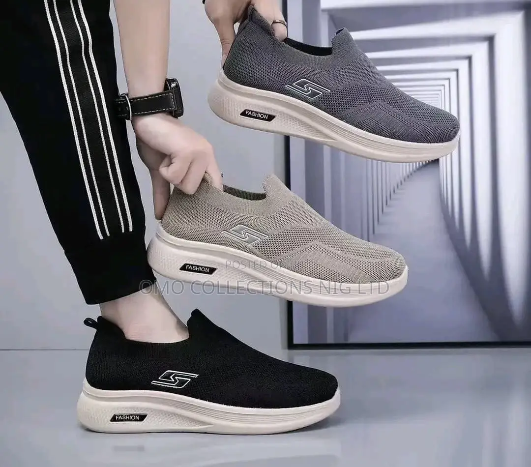 Premium Unisex Slip-on Fashion Sneakers – Stylish and Comfortable