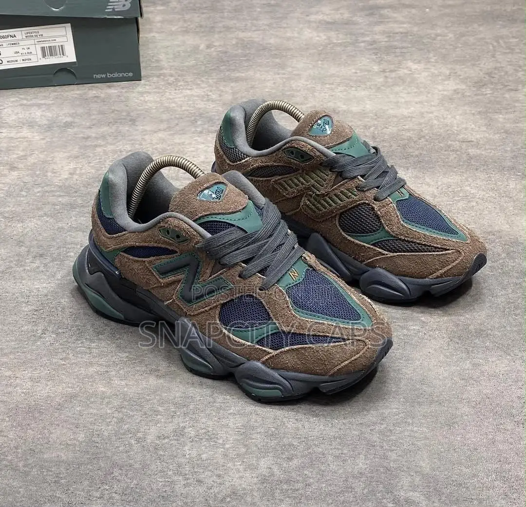 New Balance Sneakers