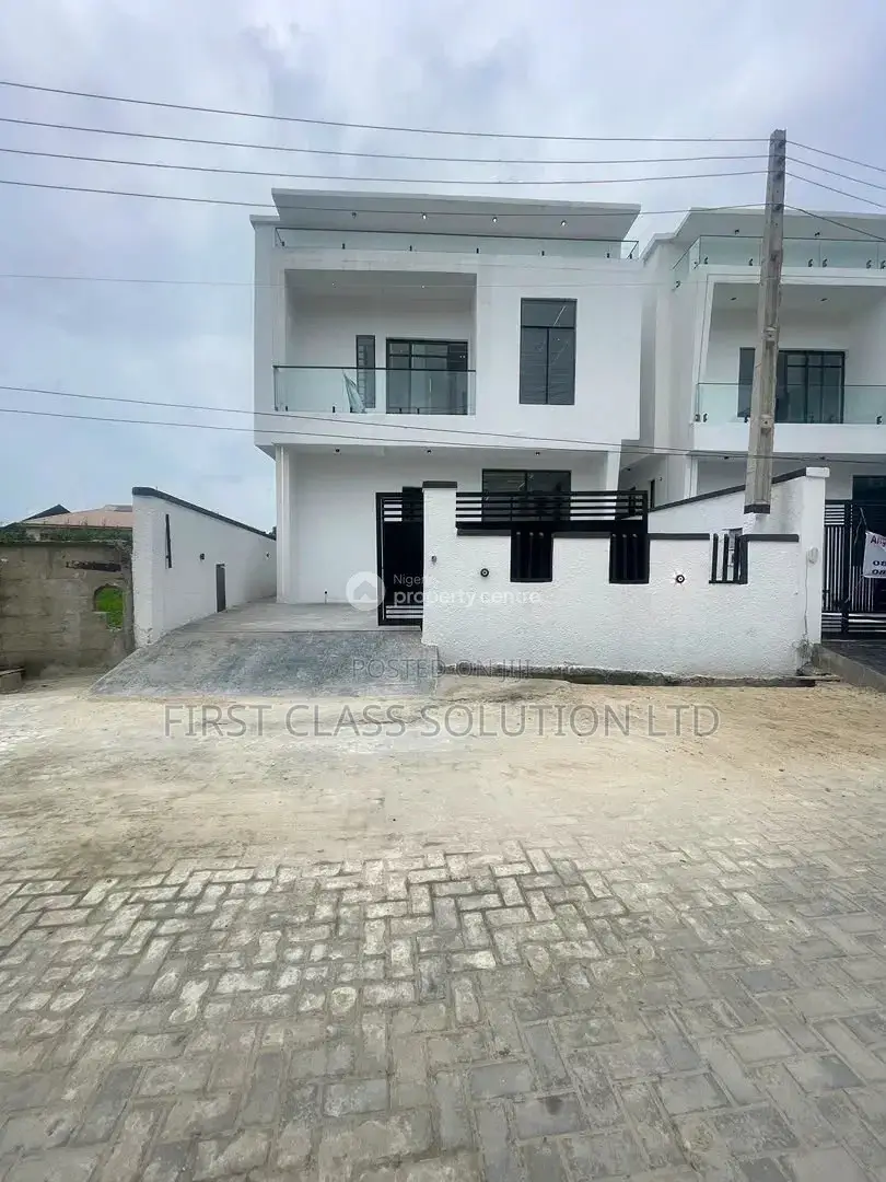 4bdrm Duplex in Sangotedo for sale