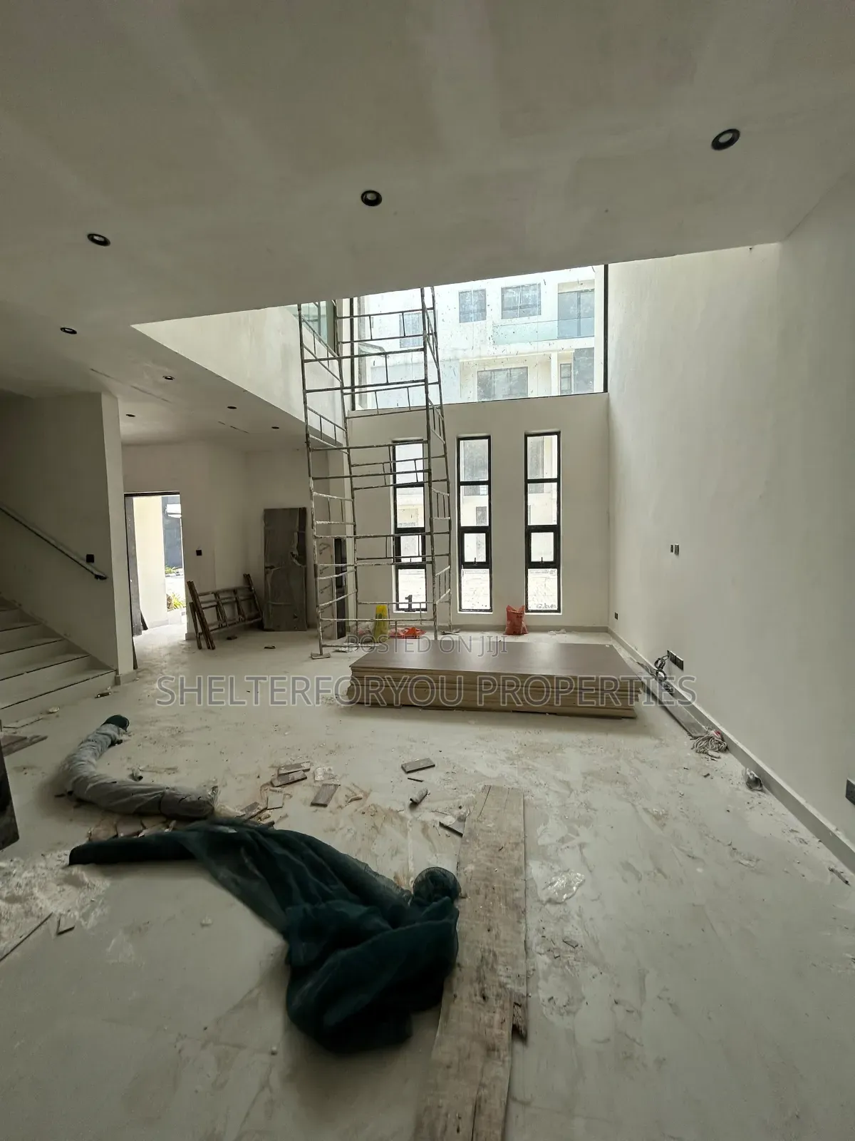 4bdrm Duplex in Lekki Phase 1 for sale