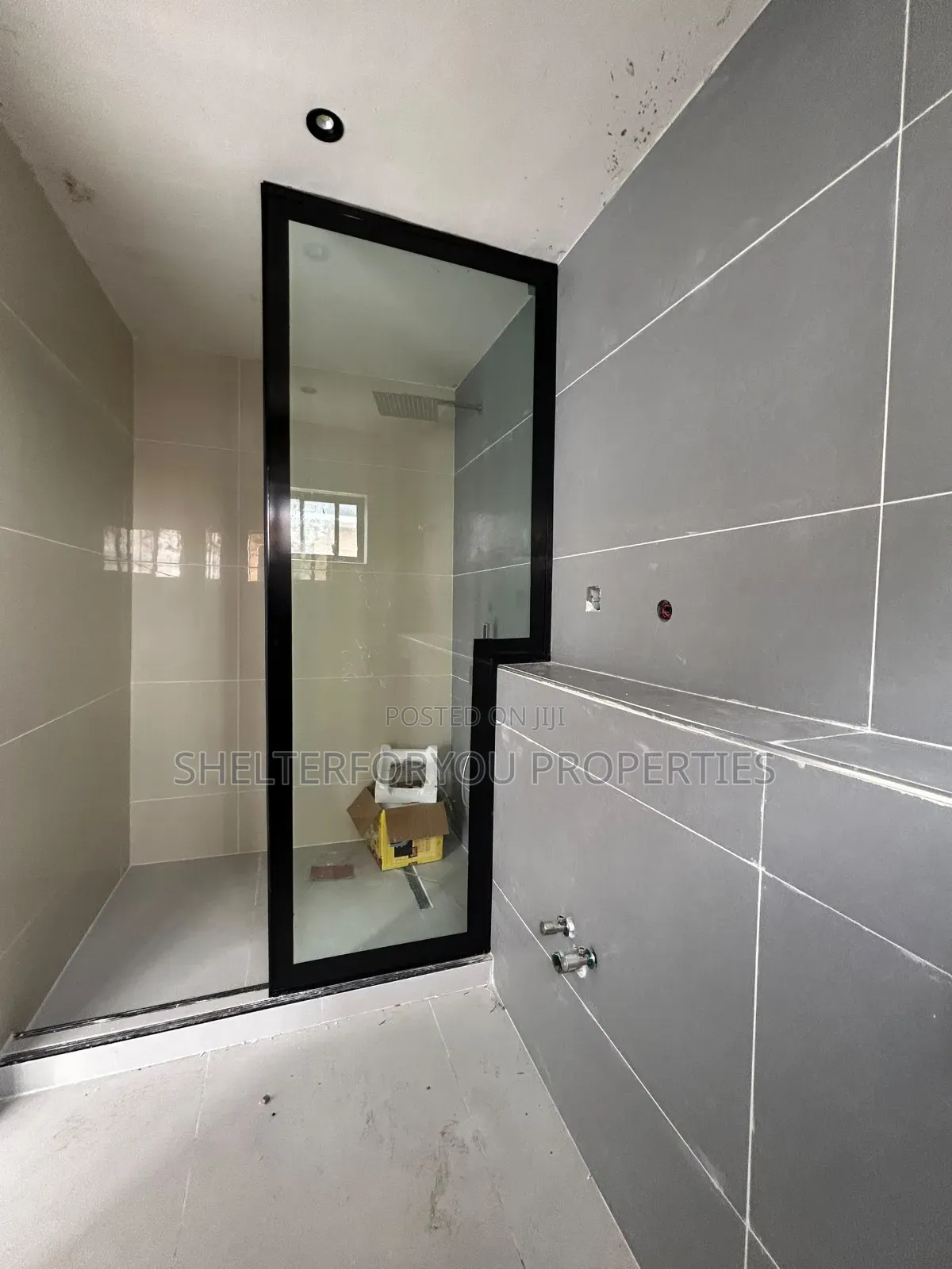 4bdrm Duplex in Lekki Phase 1 for sale