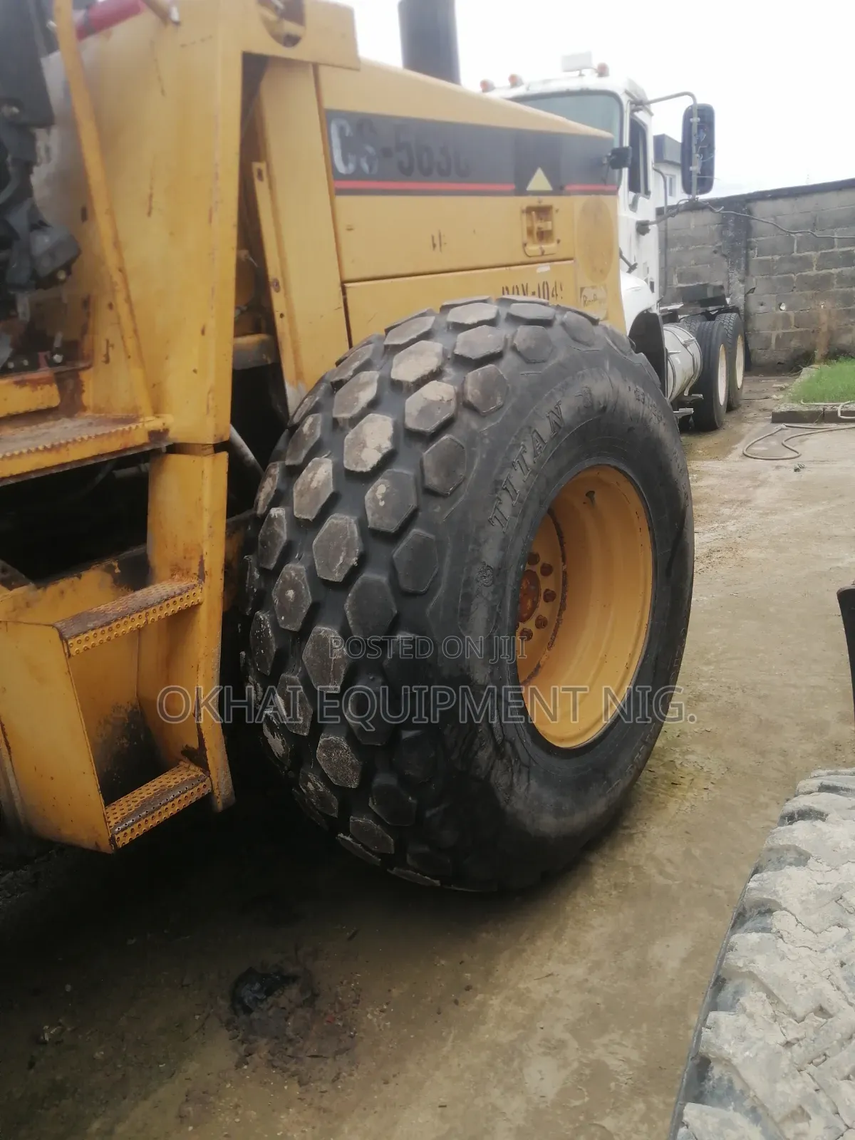 CAT Compact Roller for Sale in Lagos