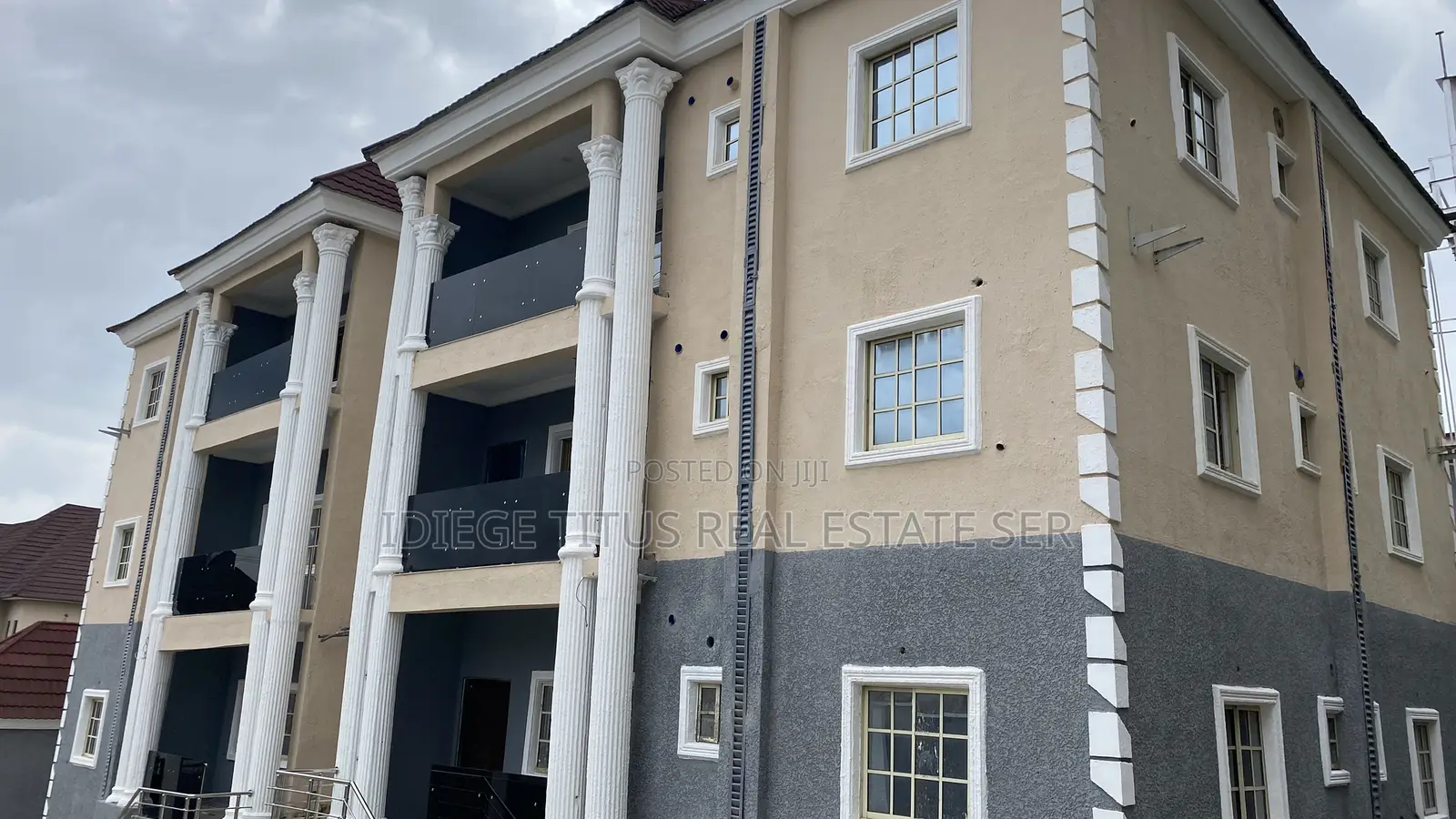 3bdrm Block of Flats in Opposite Maitama, Katampe (Main) for rent