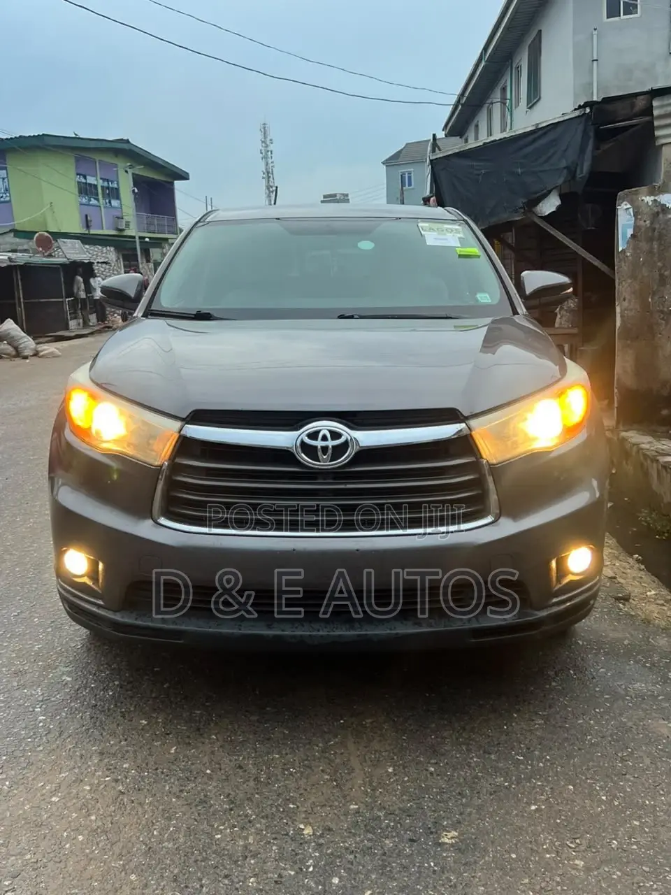 Toyota Highlander LE 4dr SUV AWD (3.5L 6cyl 6A) 2015 Gray