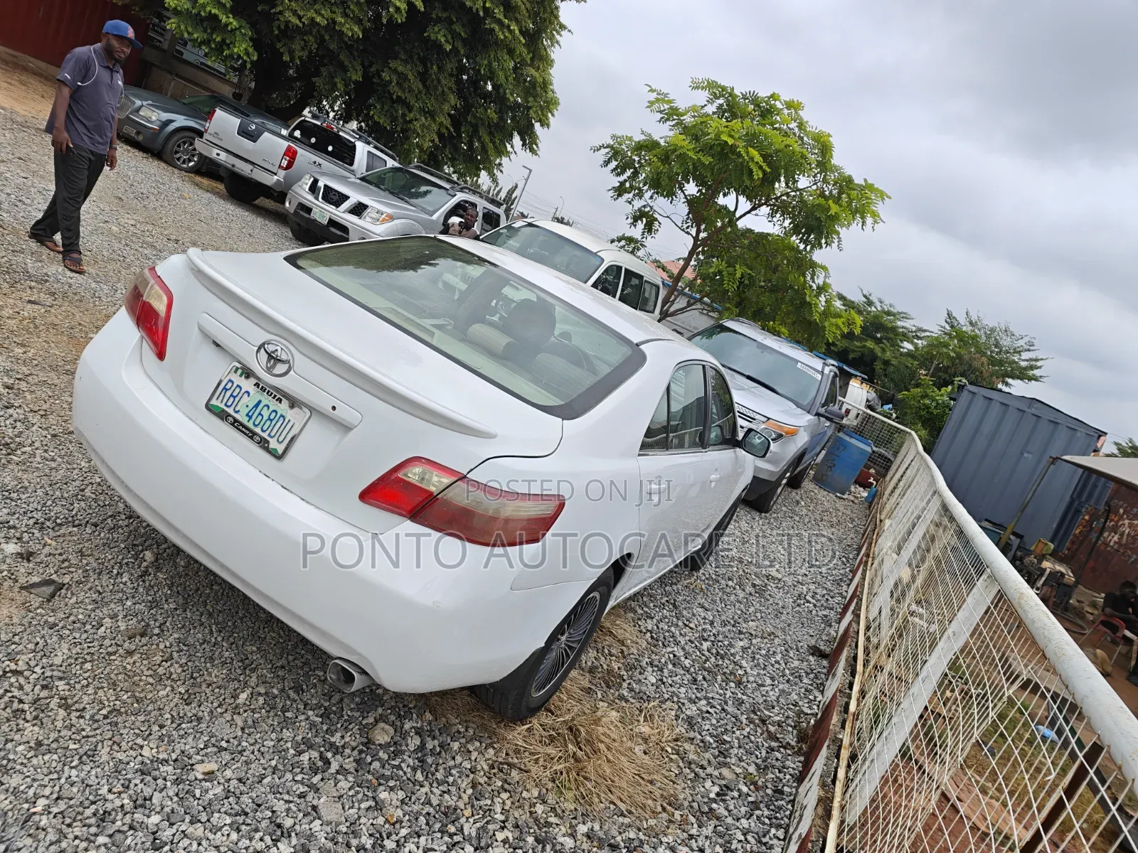 Toyota Camry 2.4 LE 2008 White