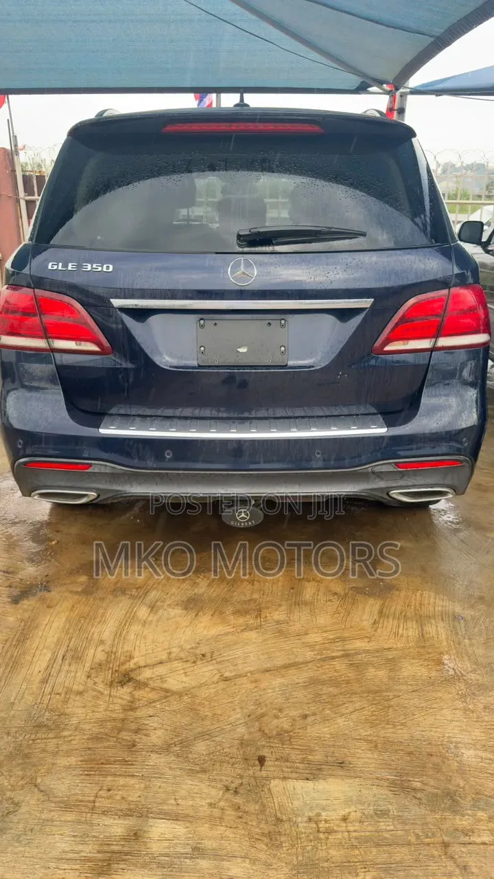 Mercedes-Benz GLE-Class GLE 350 2018 Blue