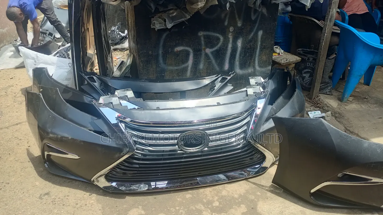 Complete Front Bumper Lexus ES 350 2018