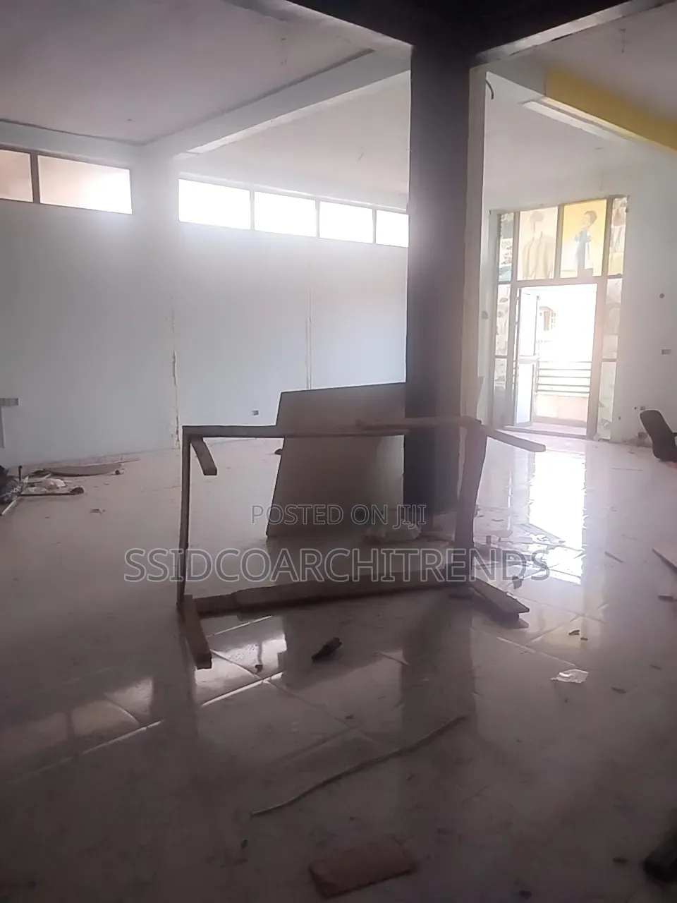 Shop Space Available for Lease 100sqms and 50sqms at Sangotedo