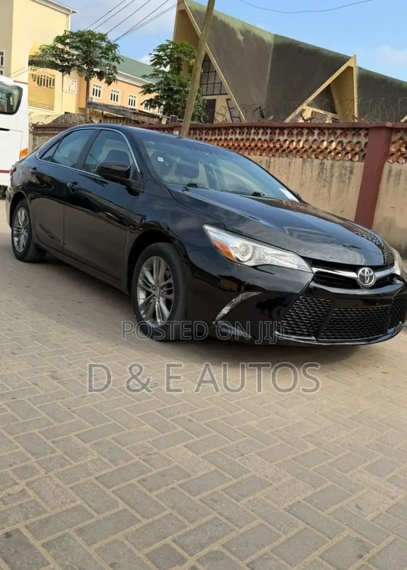 Toyota Camry SE 4dr Sedan (2.5L 4cyl 6A) 2015 Black