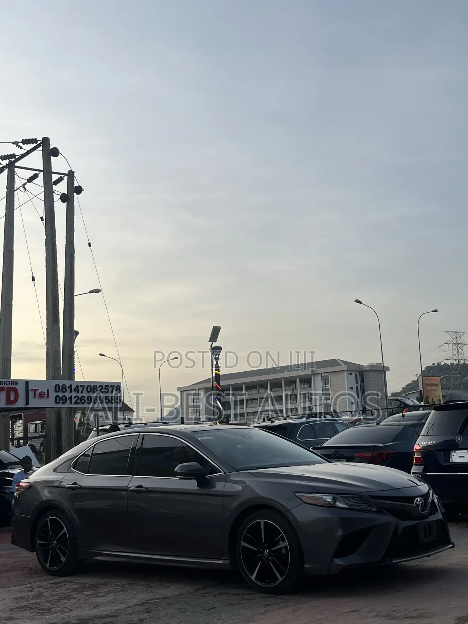 Toyota Camry 2018 Gray