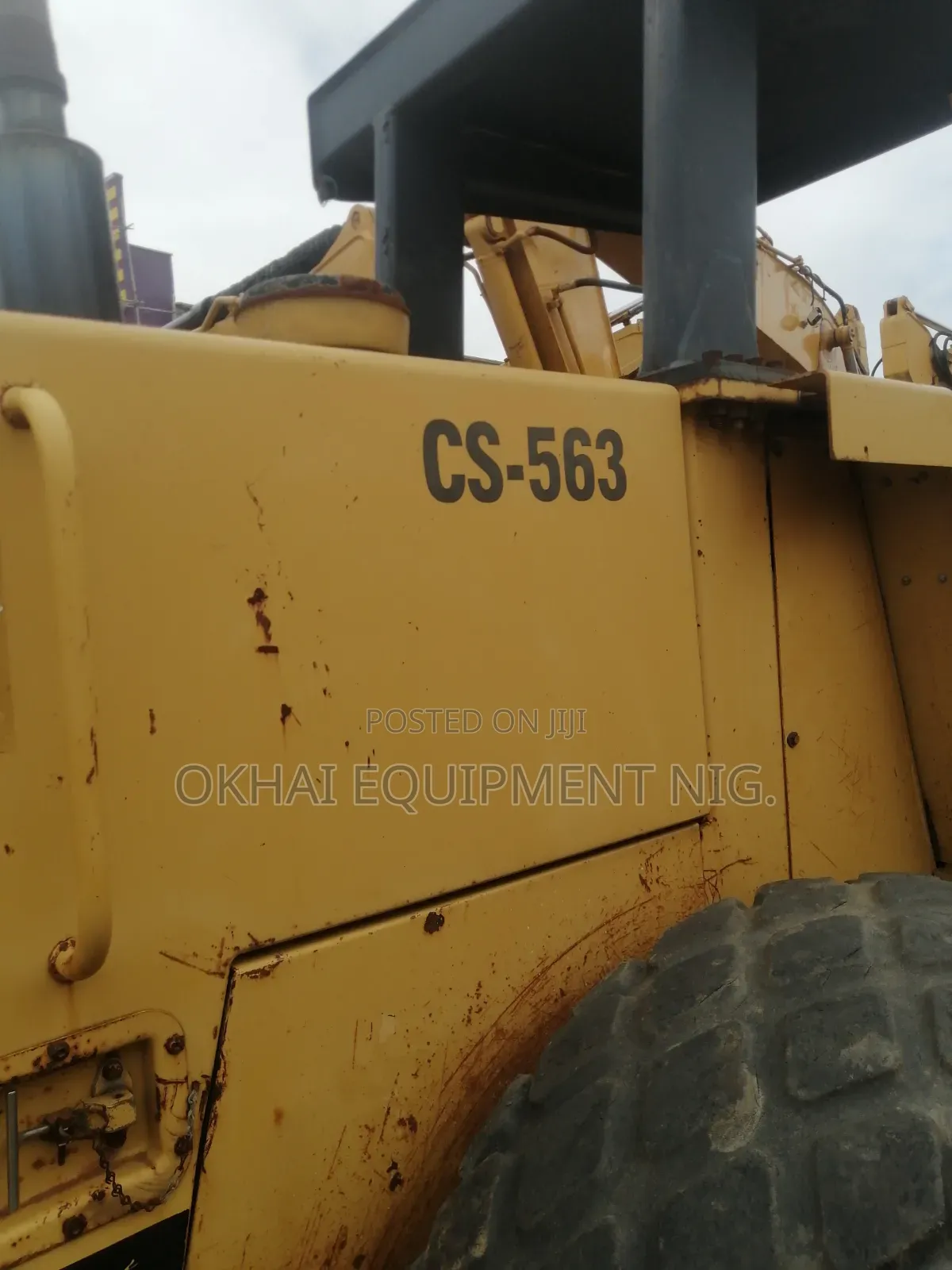 CAT Single Drum Roller for Sale in Lagos
