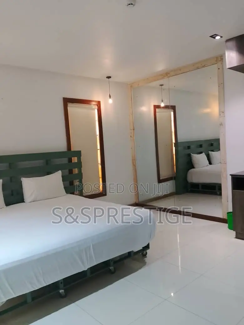 Furnished 1bdrm Apartment in Lekki Phase 1 for rent