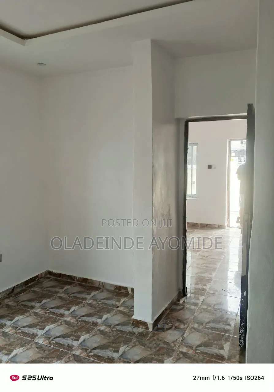 Mini Flat in Awoyaya for rent