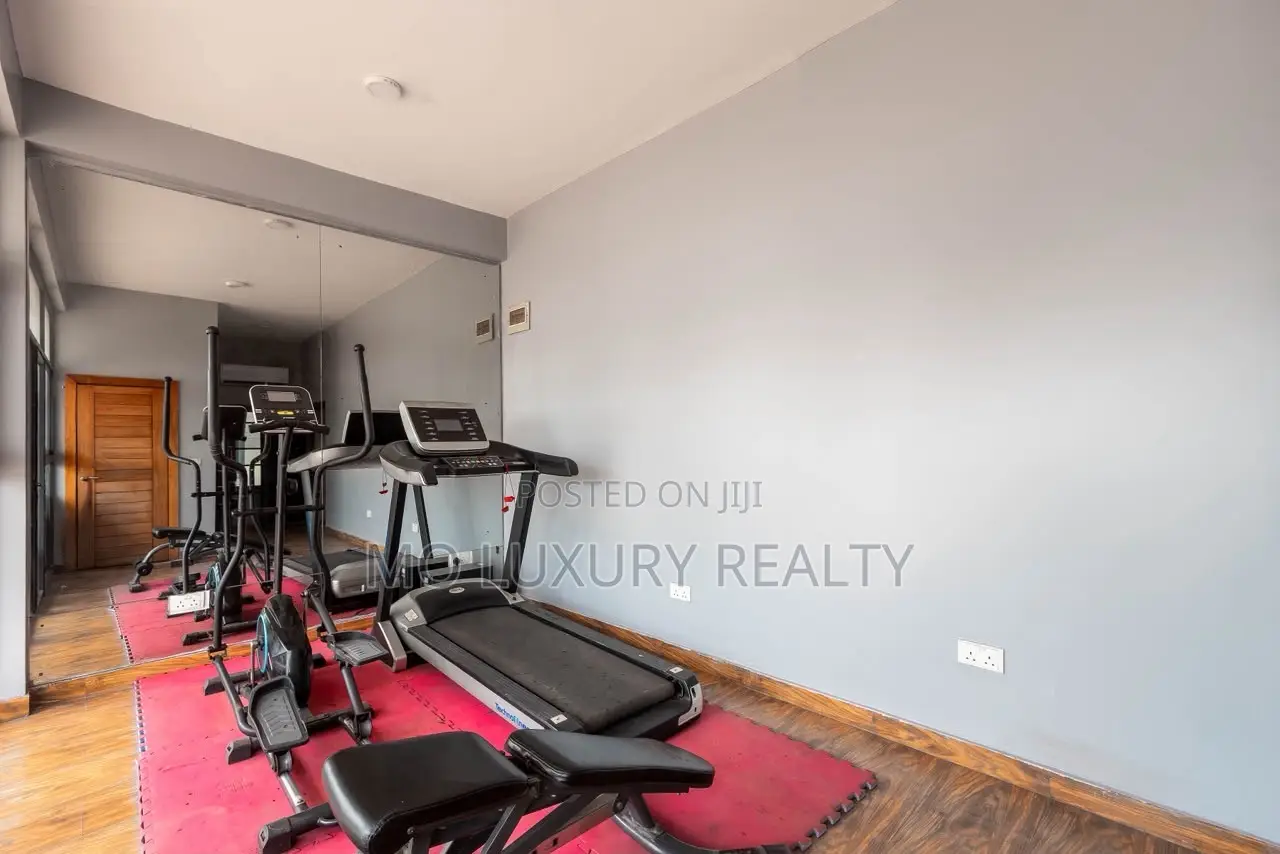 3bdrm Apartment in Lekki Phase 1 for rent