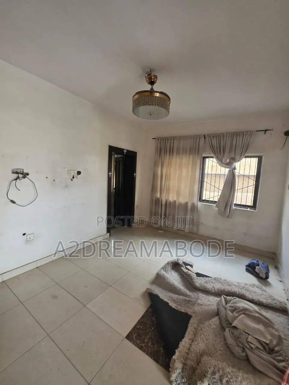 3bdrm Apartment in Omole for rent