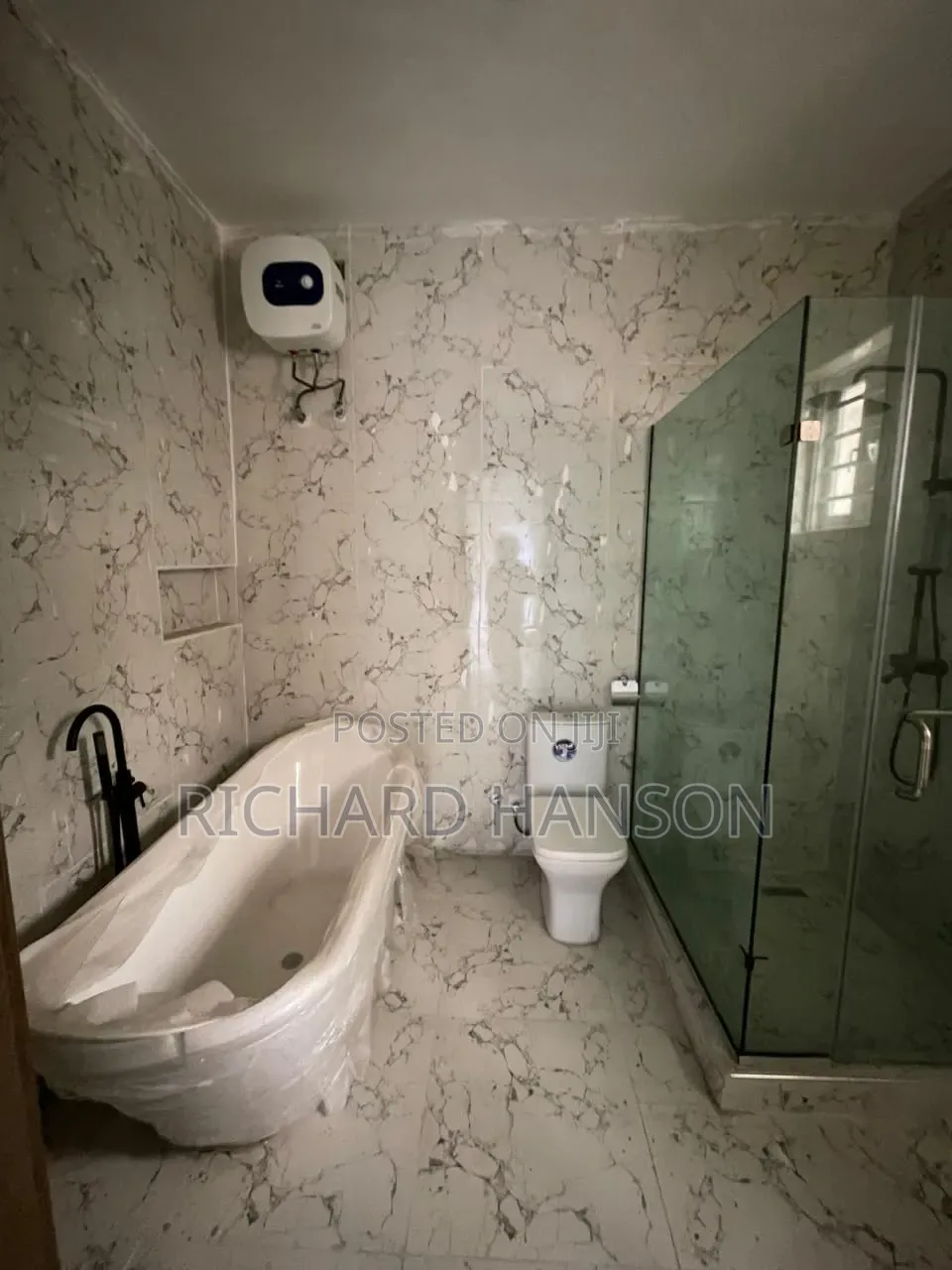 4bdrm Duplex in Ikota for rent