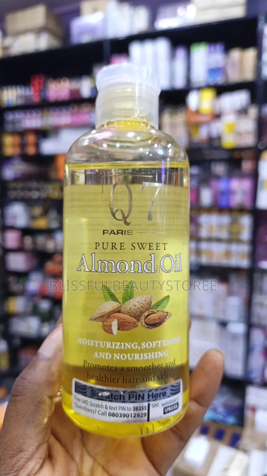 Q 7 Paris Pure Sweet Almond Oil