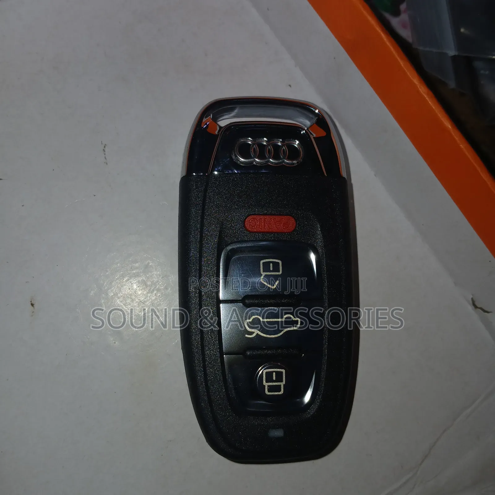Audi A3 A4 A5 A6 A8 Quattro Q5 Q7 A6 2009-2016 Smartkey Fob 3+1 Button