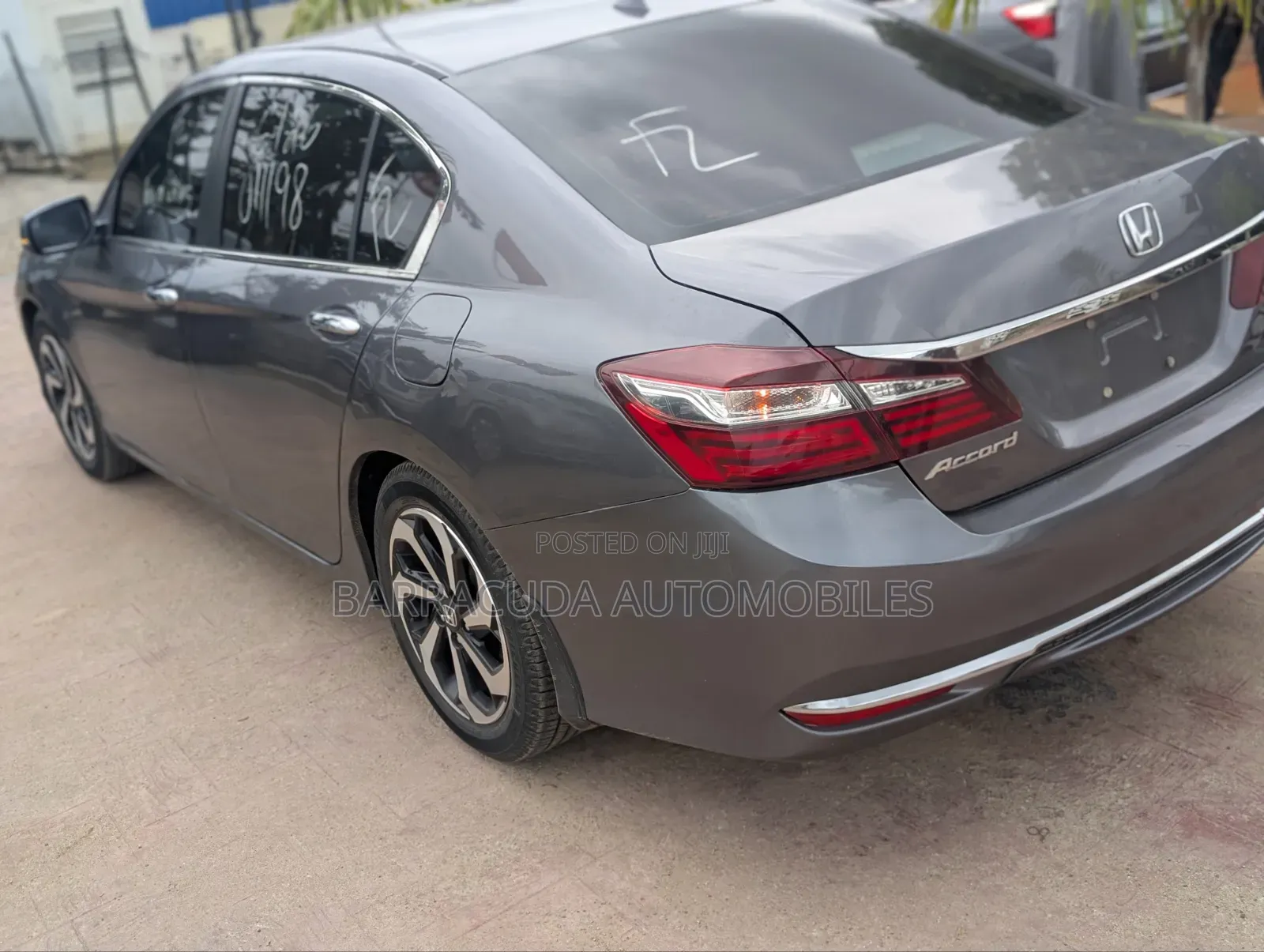 Honda Accord EX-L 4dr Sedan FWD (2.4L 4cyl 2A) 2016 Gray