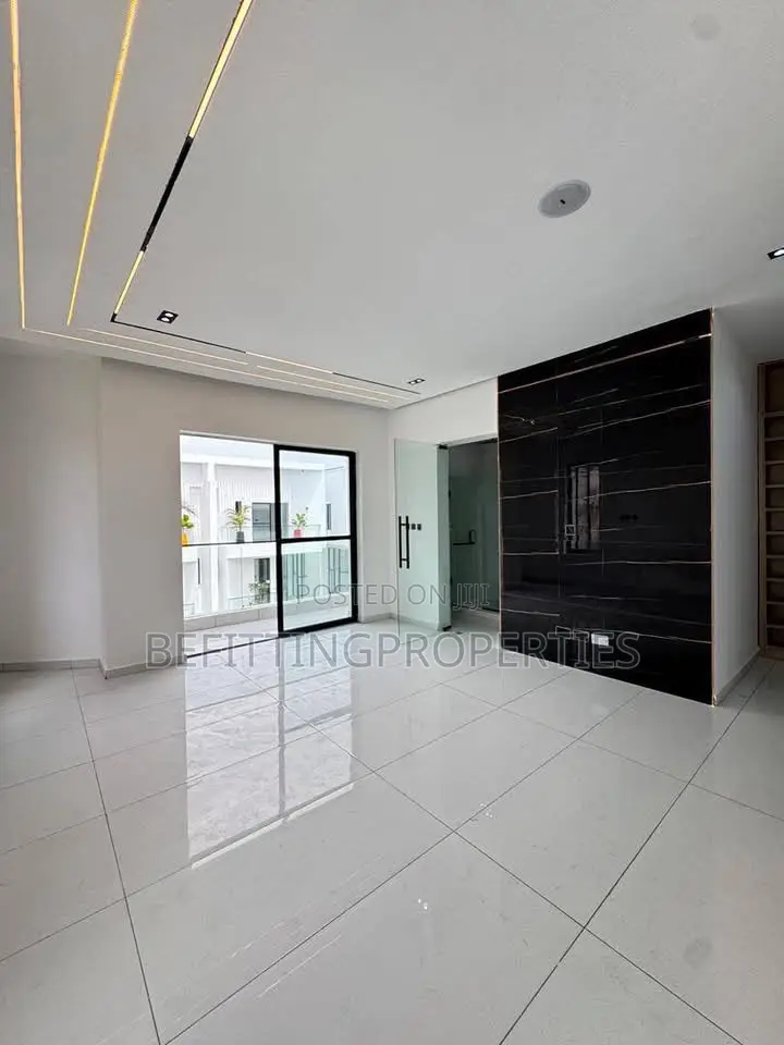 2bdrm Apartment in Ikate for sale