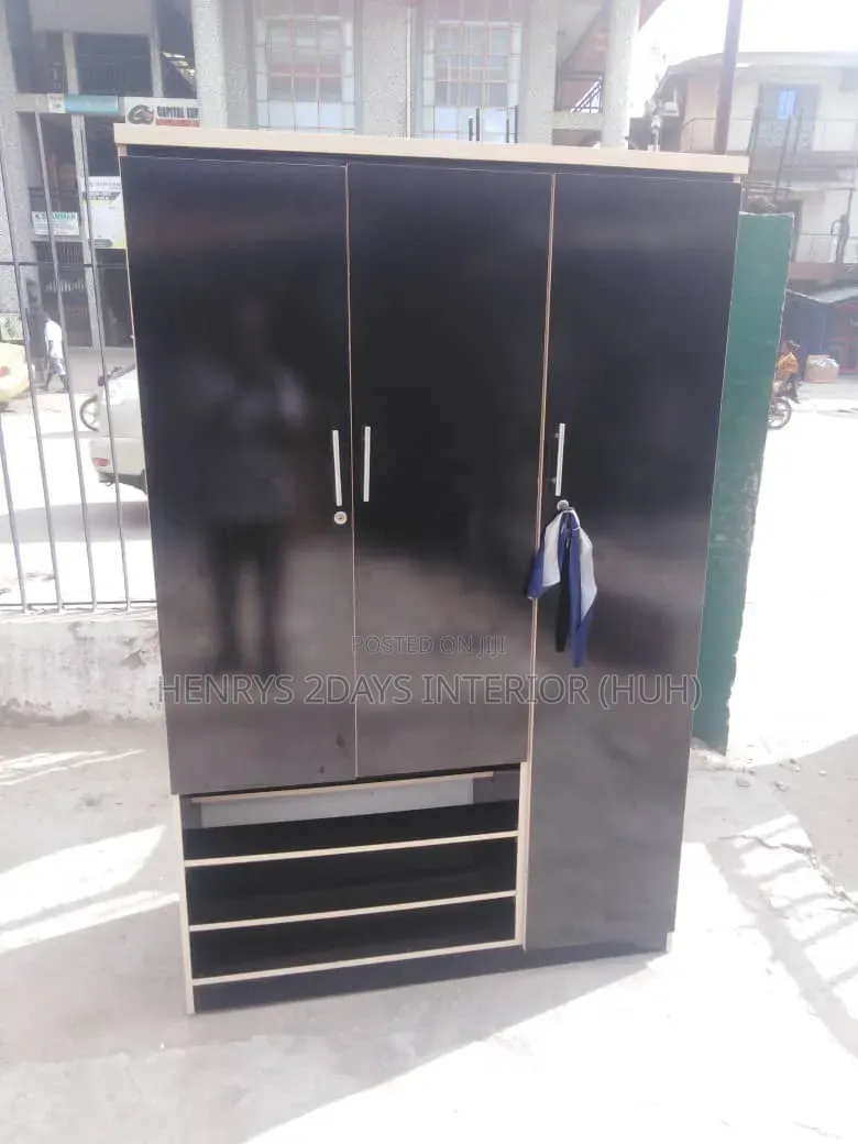 Wardrobe Black Color With Shoe Rack