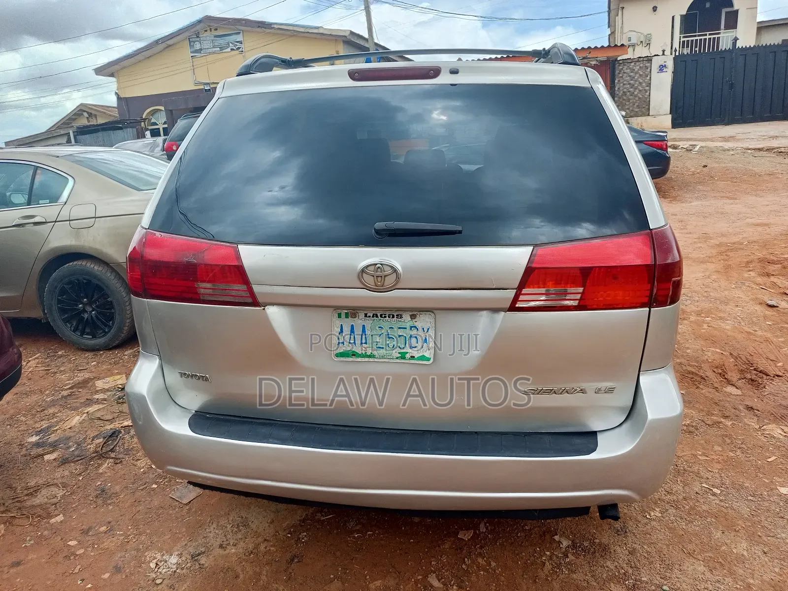 Toyota Sienna 2006 Gold