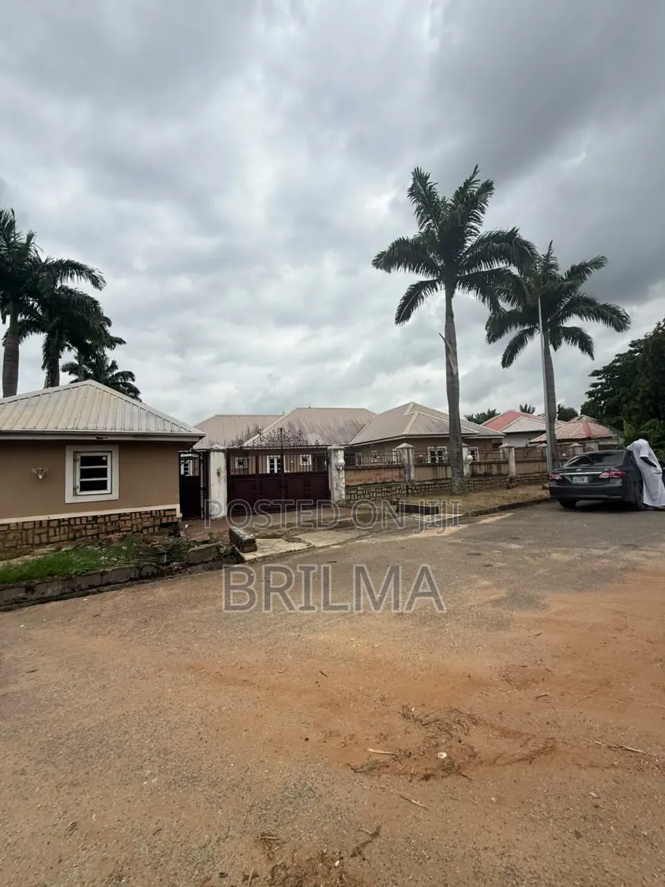 1100 SQM Land in Kado Estate for Sale