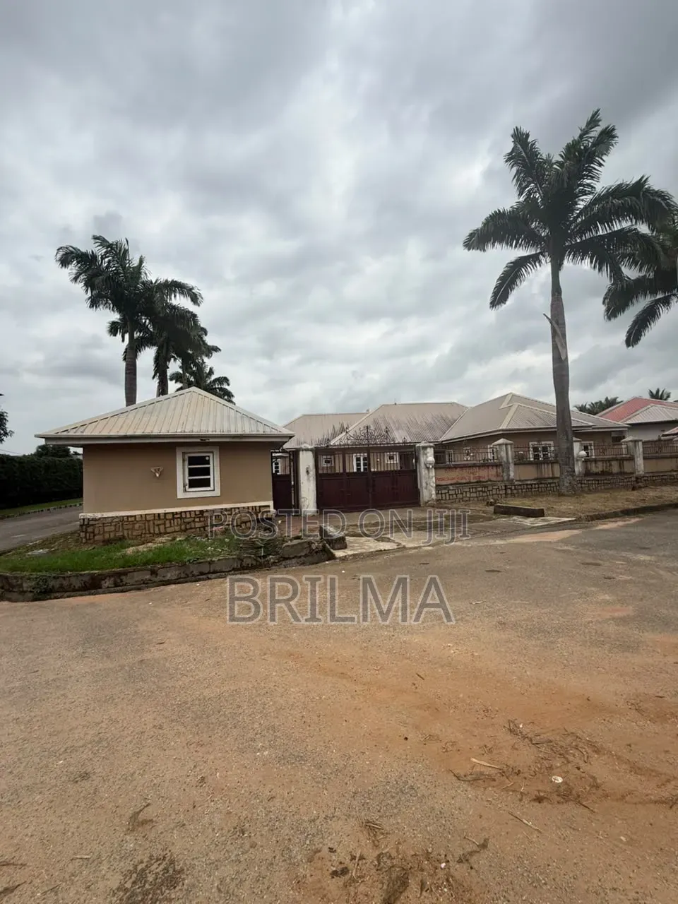 1100 SQM Land in Kado Estate for Sale