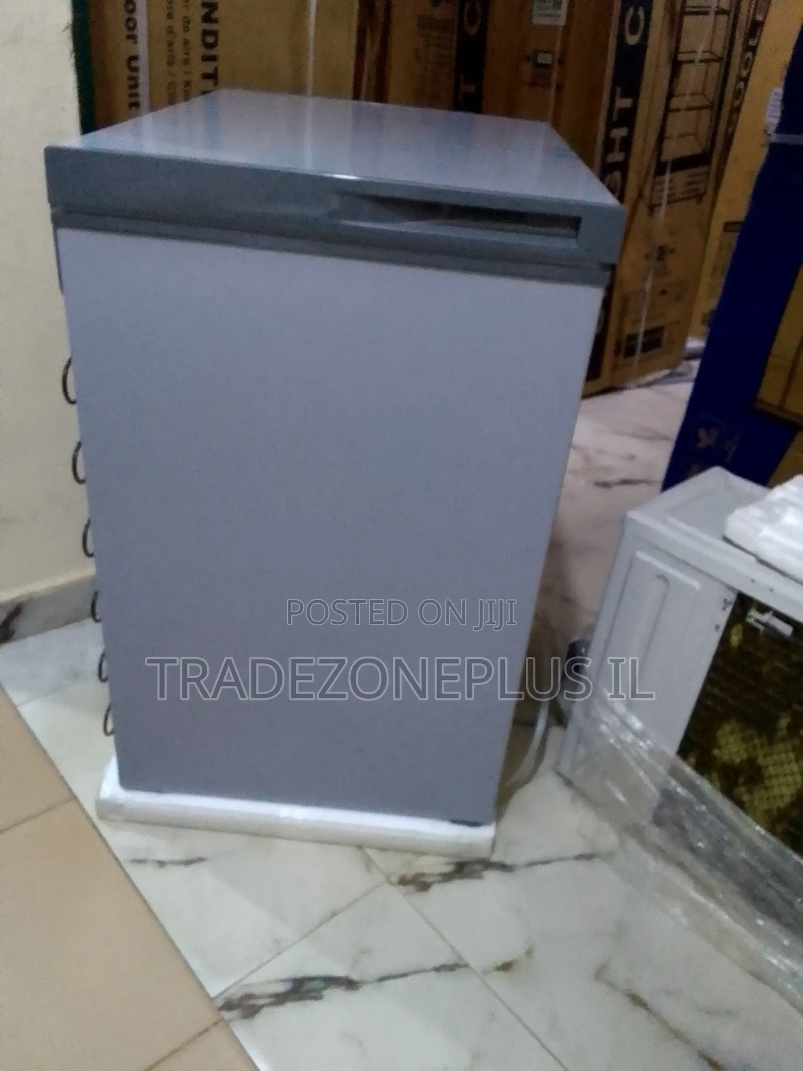 BD-145A Chest Freezer Reliable and Comfortable for Use
