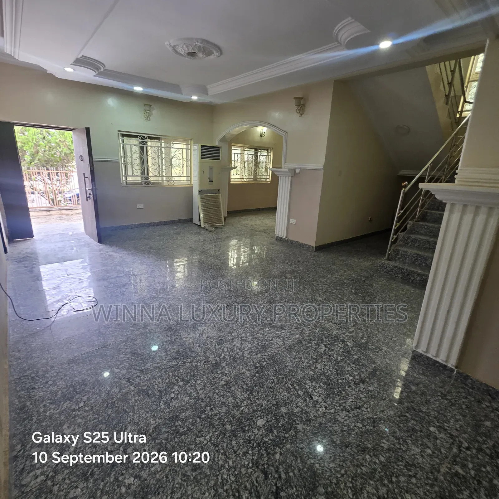 5bdrm Duplex in River Park Estate, Lugbe District for sale