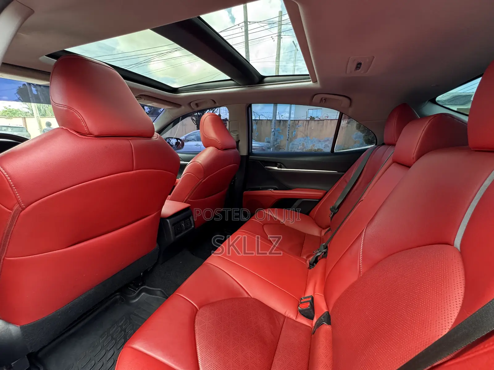 Toyota Camry XSE (2.5L 4cyl 8A) 2019 Silver