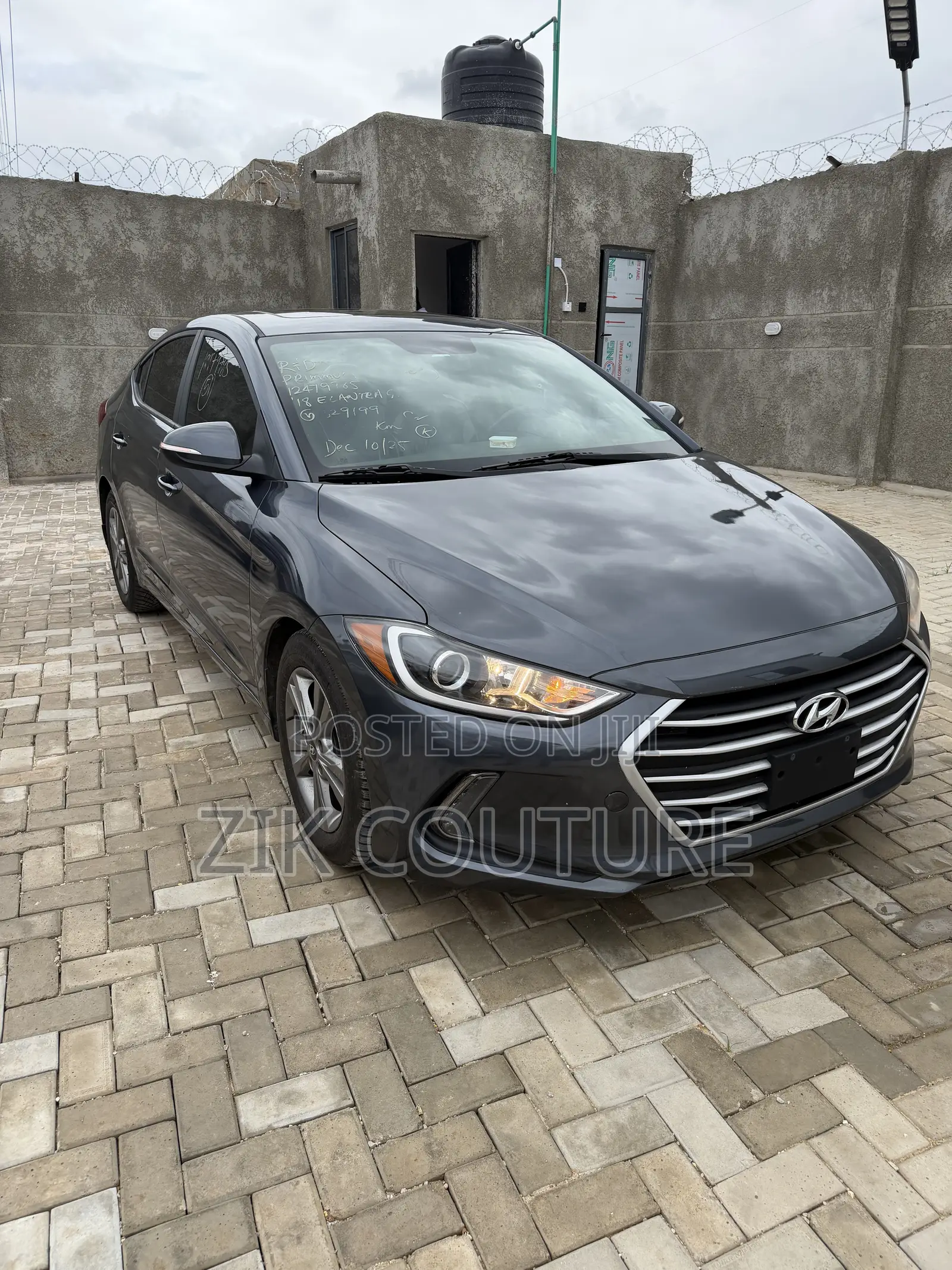 Hyundai Elantra 2018 Gray