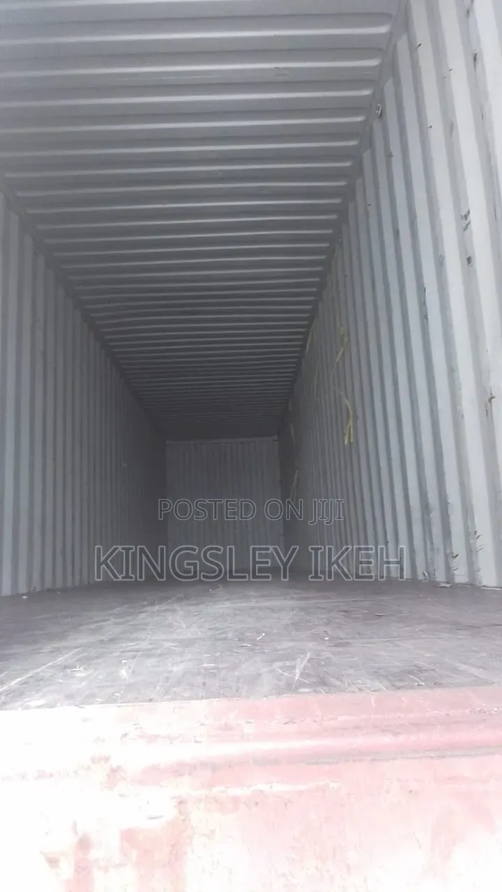 Dry Containers, Reefer Containers, and Porta Cabins