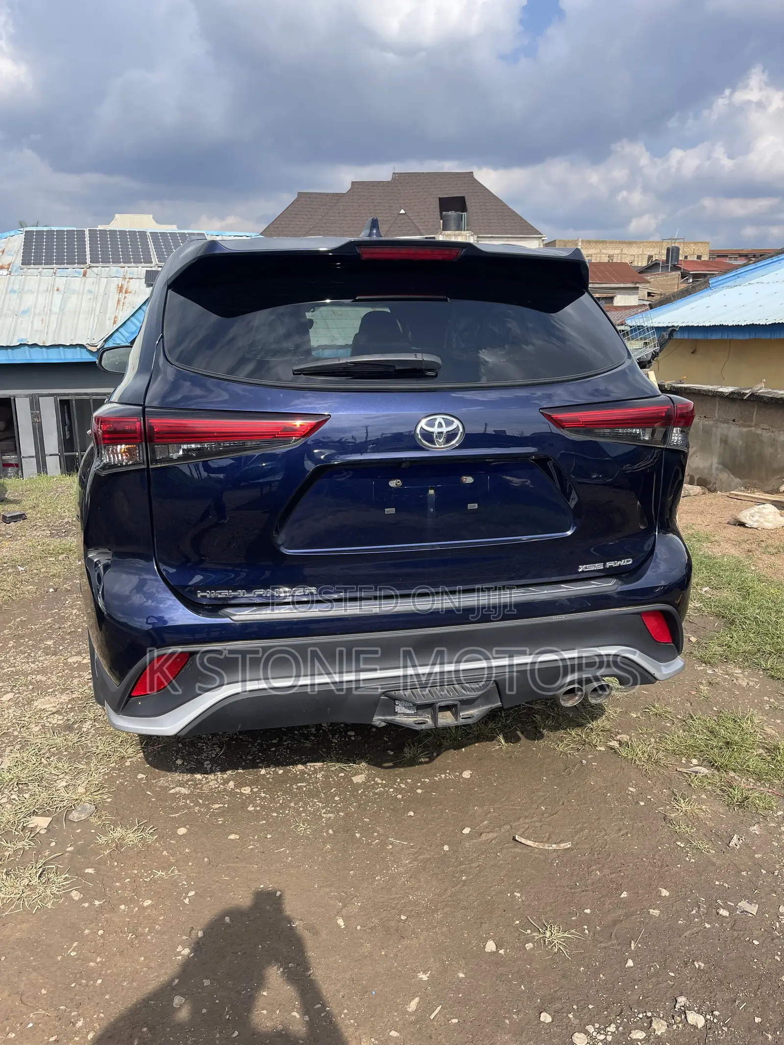 Toyota Highlander L 2022 Blue