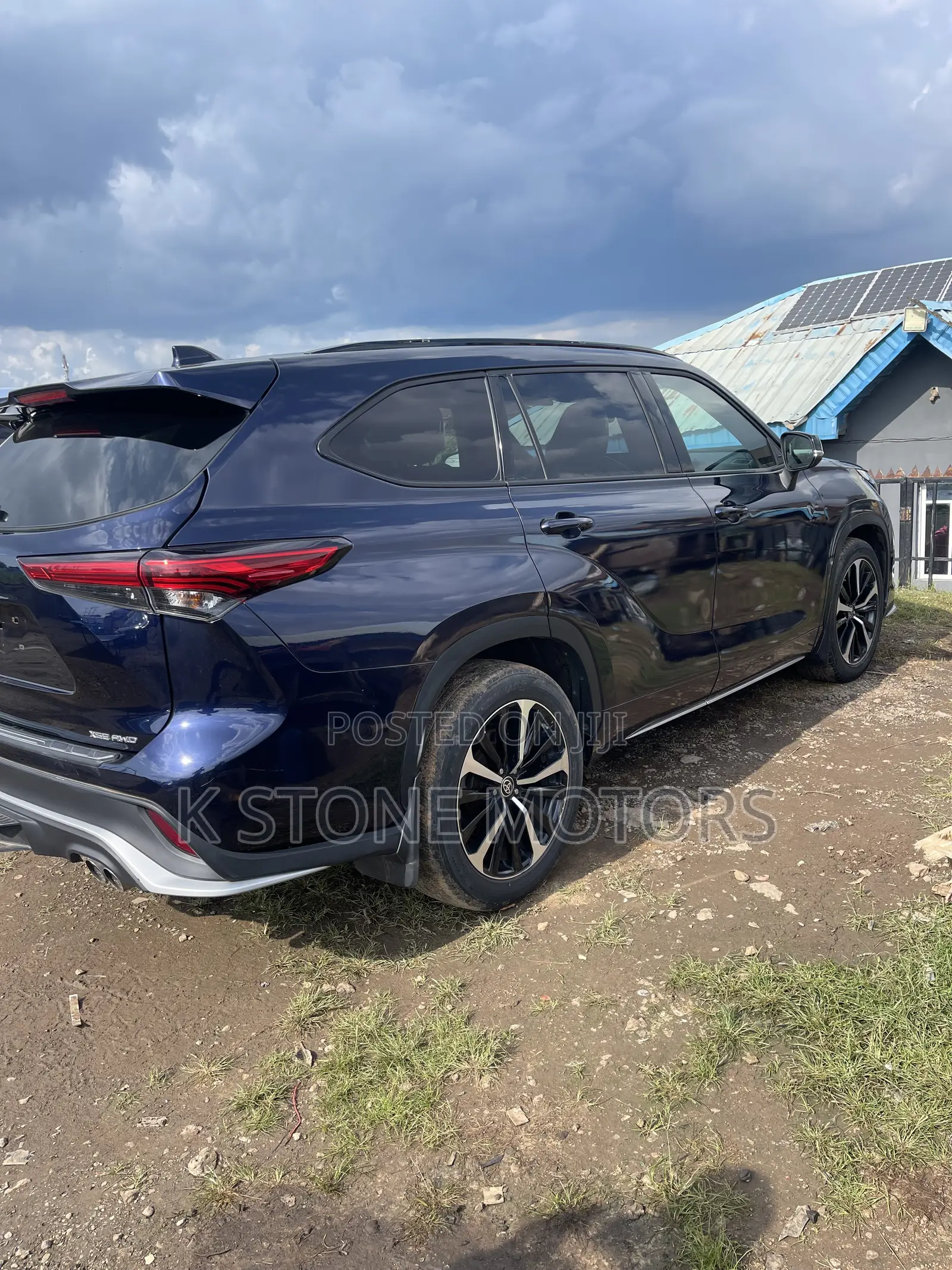 Toyota Highlander L 2022 Blue