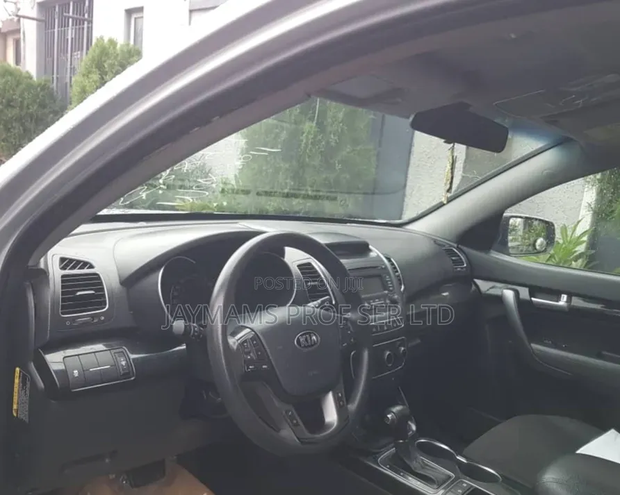 Kia Sorento LX 4dr SUV (2.4L 4cyl 6A) 2015 Silver