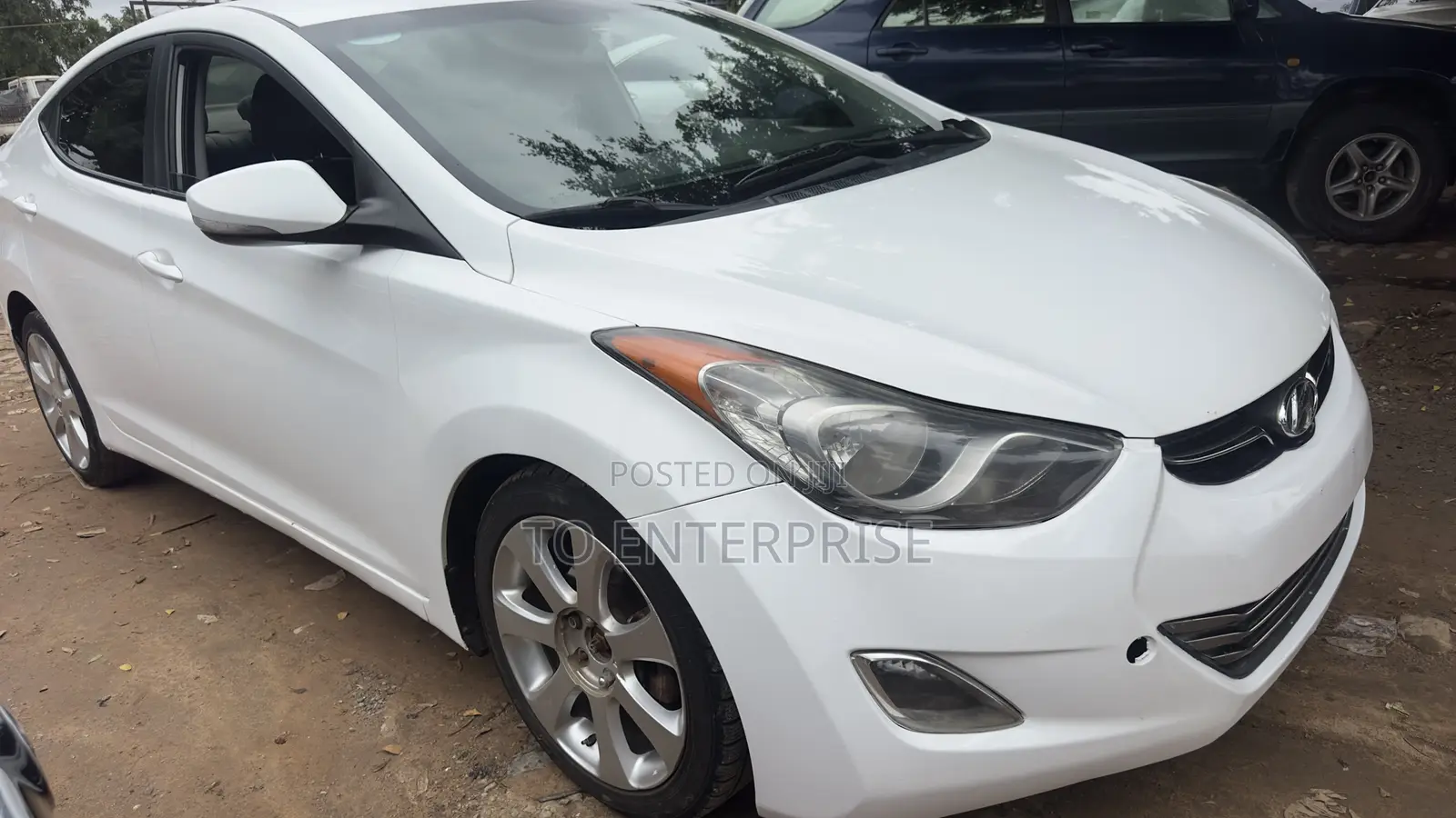 Hyundai Elantra 2013 White