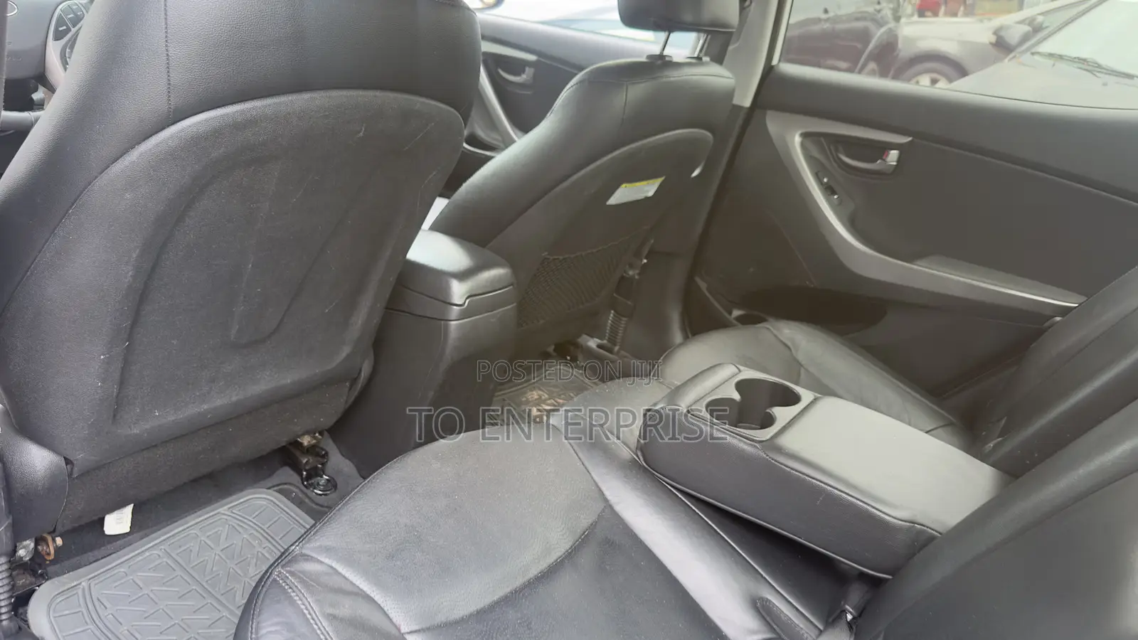 Hyundai Elantra 2013 White