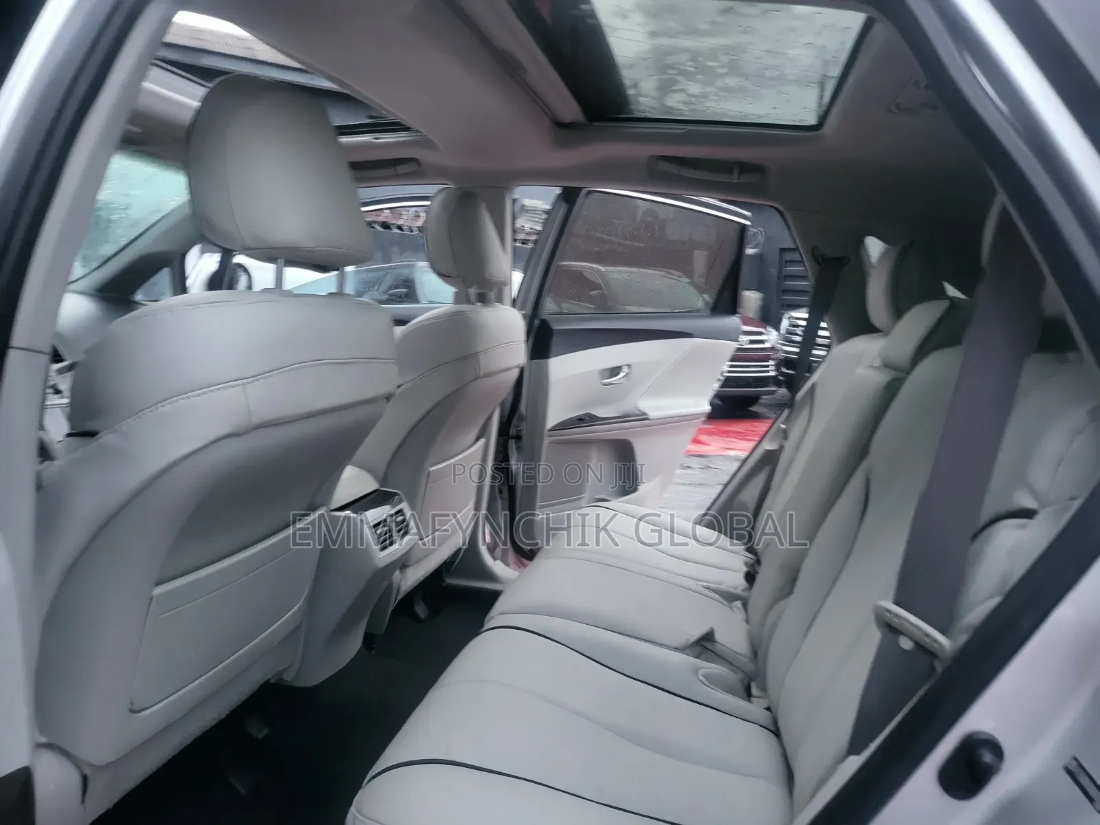 Toyota Venza 2011 Silver