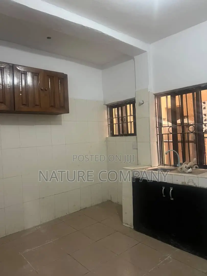 3bdrm Block of Flats in Magodo Isheri for rent