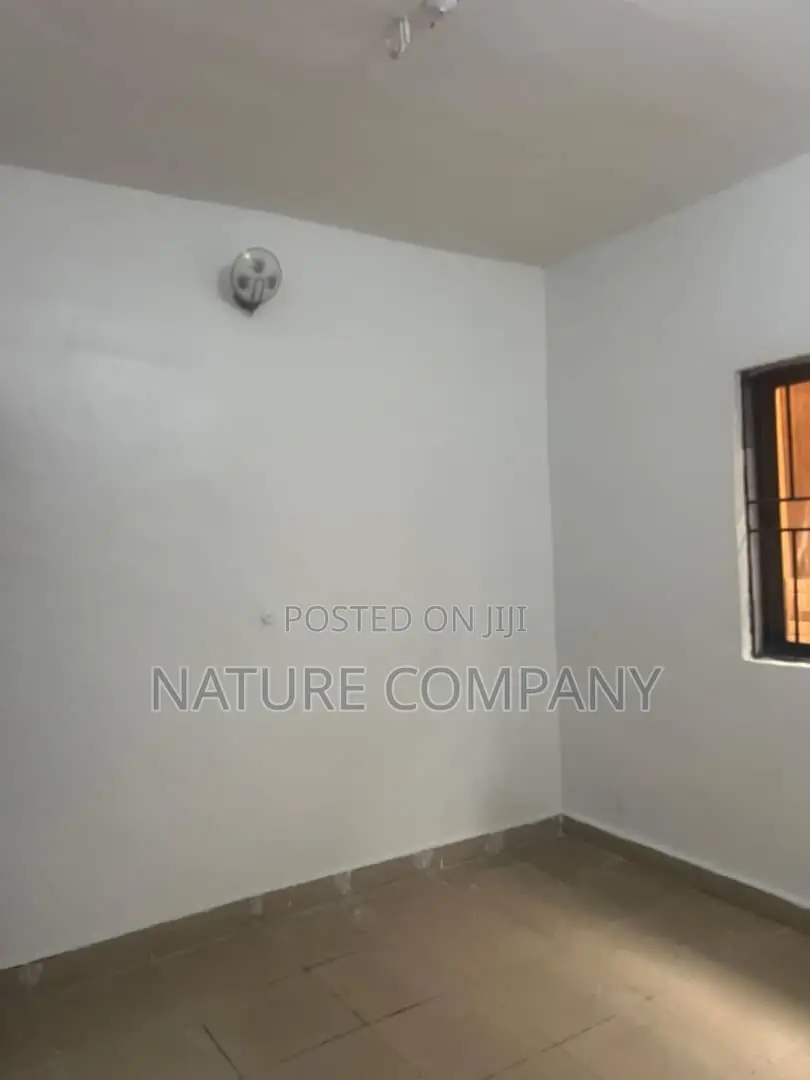 3bdrm Block of Flats in Magodo Isheri for rent