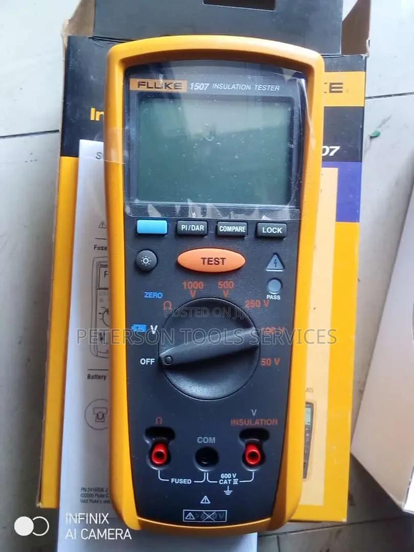 FLUKE 1507 Insulation Tester