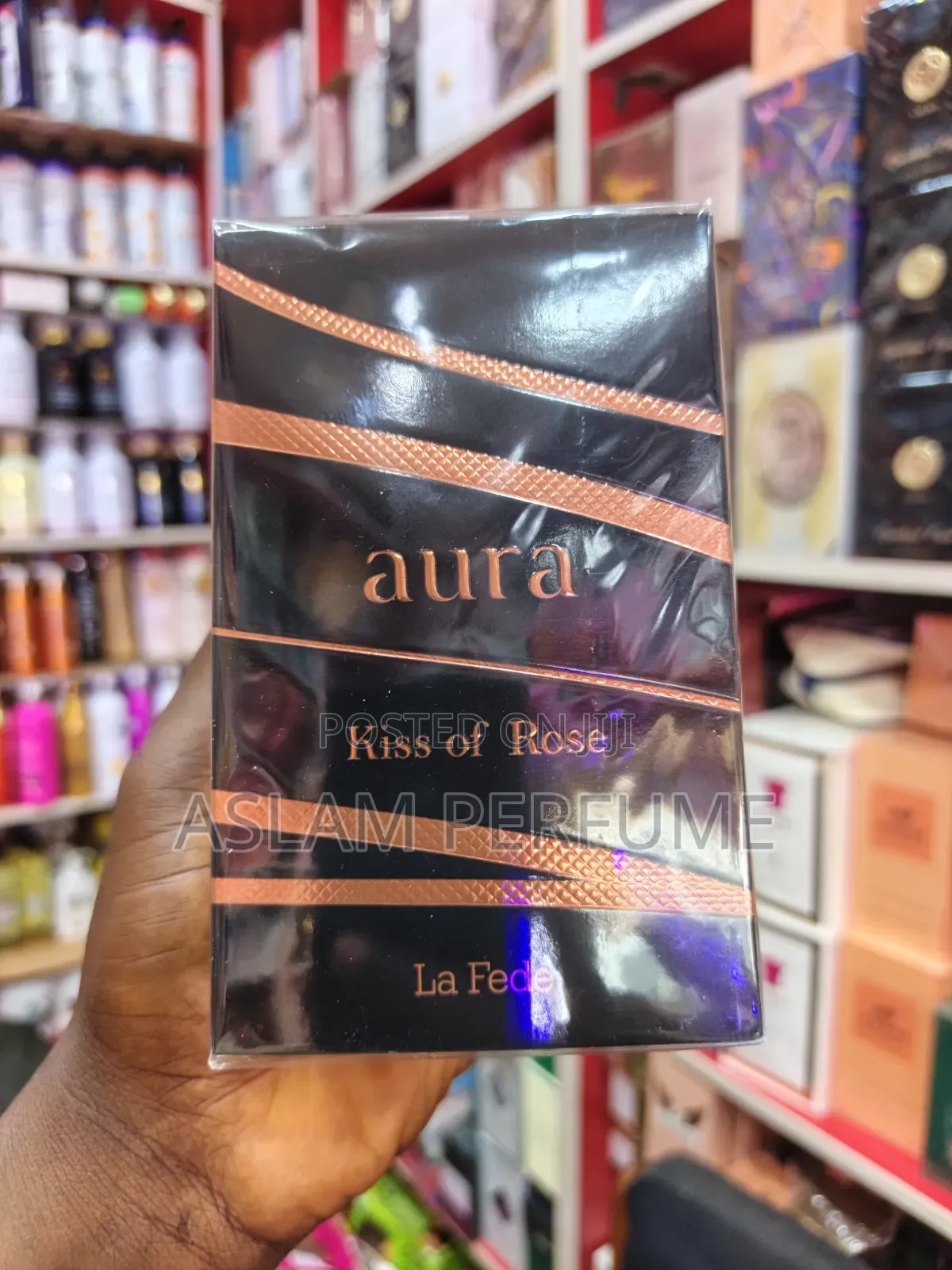 Aura Kiss of Love
